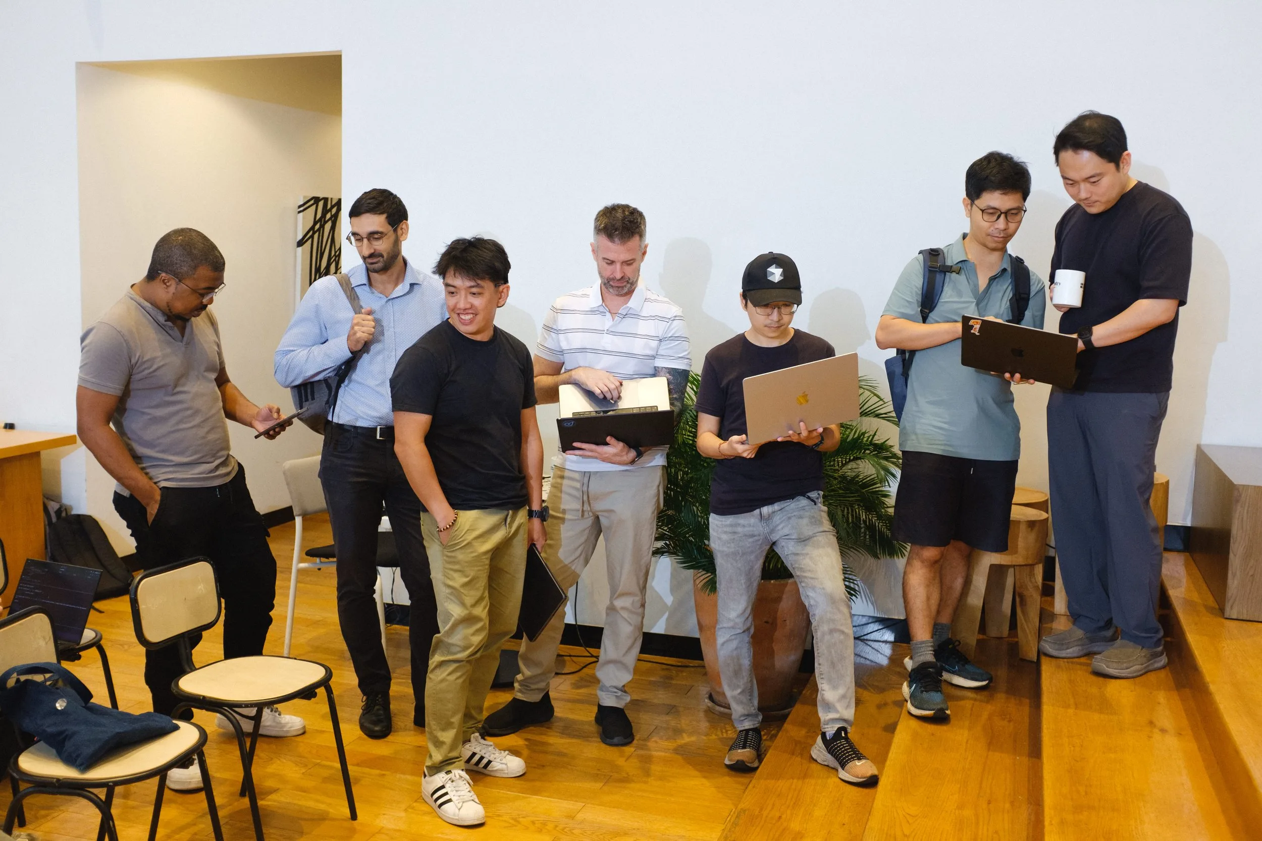 Build in Vietnam with OpenAI & AVV, At The Sentry C — Pham Si Luan Photography (91)