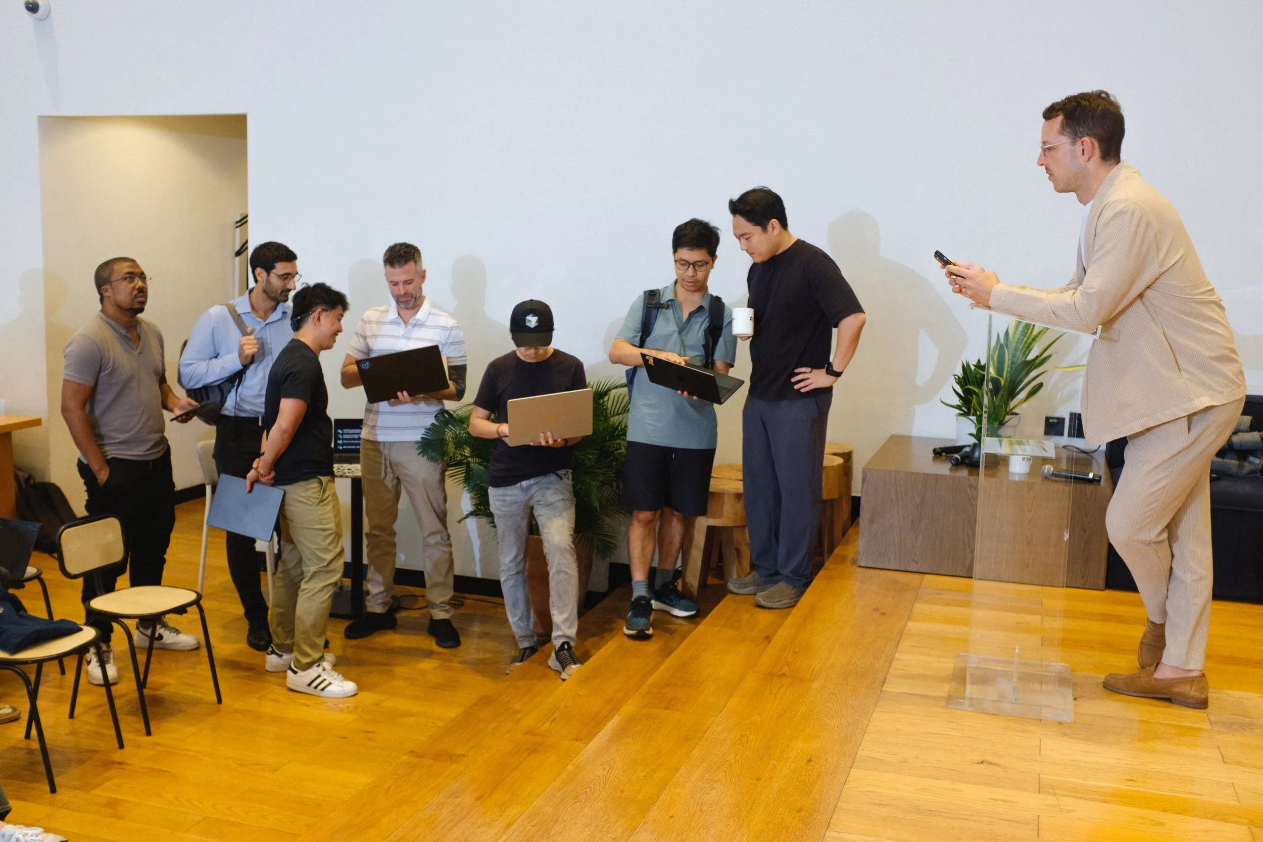 Build in Vietnam with OpenAI & AVV, At The Sentry C — Pham Si Luan Photography (92)