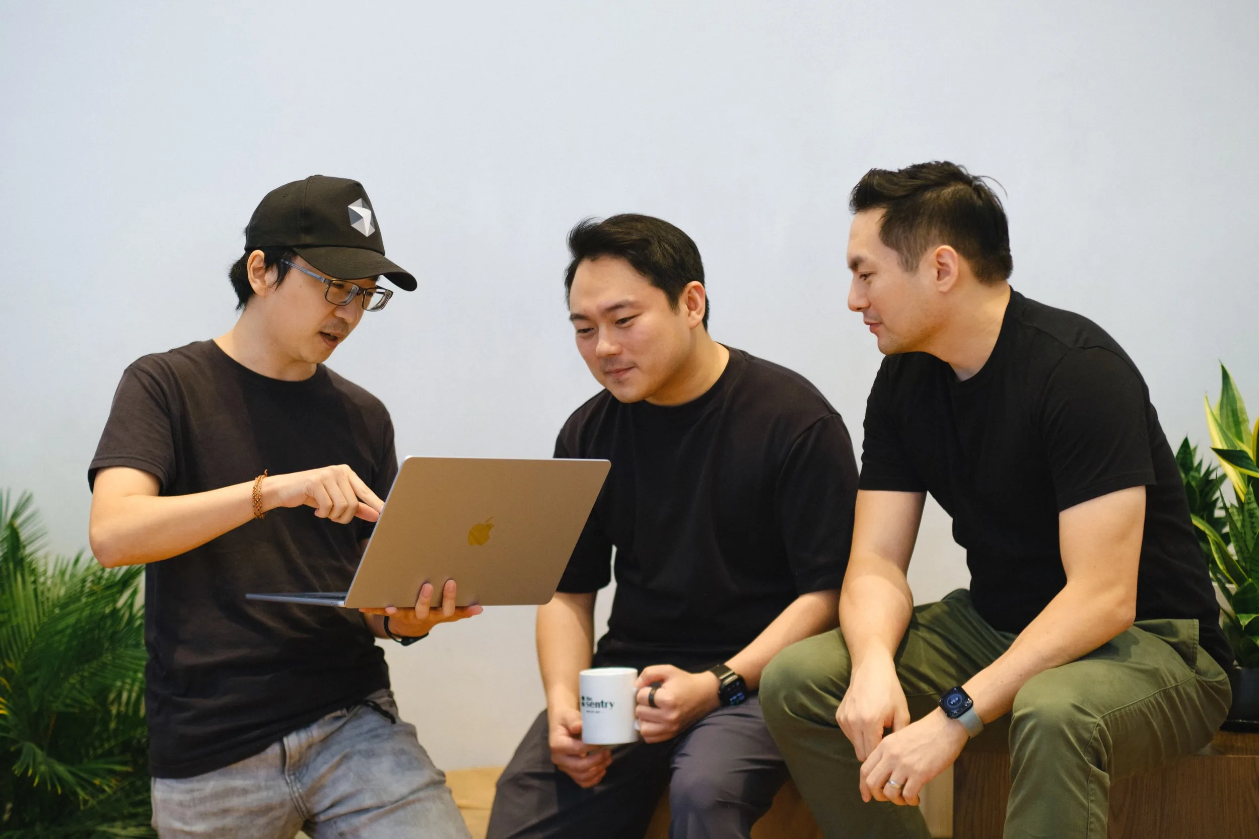 Build in Vietnam with OpenAI & AVV, At The Sentry C — Pham Si Luan Photography (95)