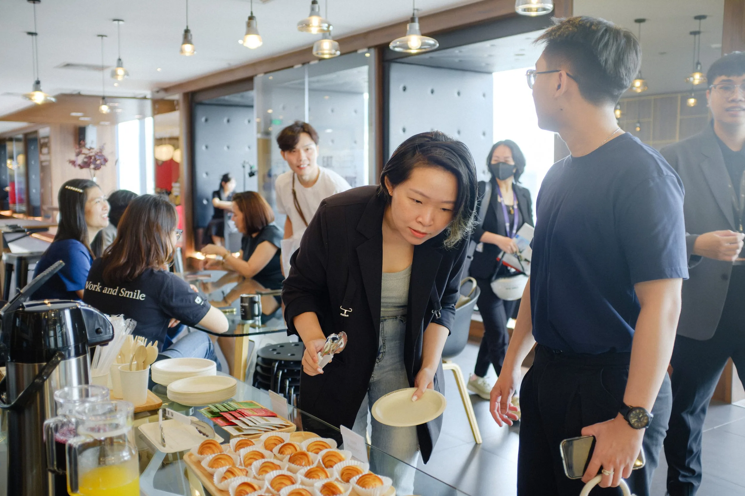 Coffee & Connect HR Meetup at PERSOLKELLY Vietnam — Pham Si Luan Photography (16)