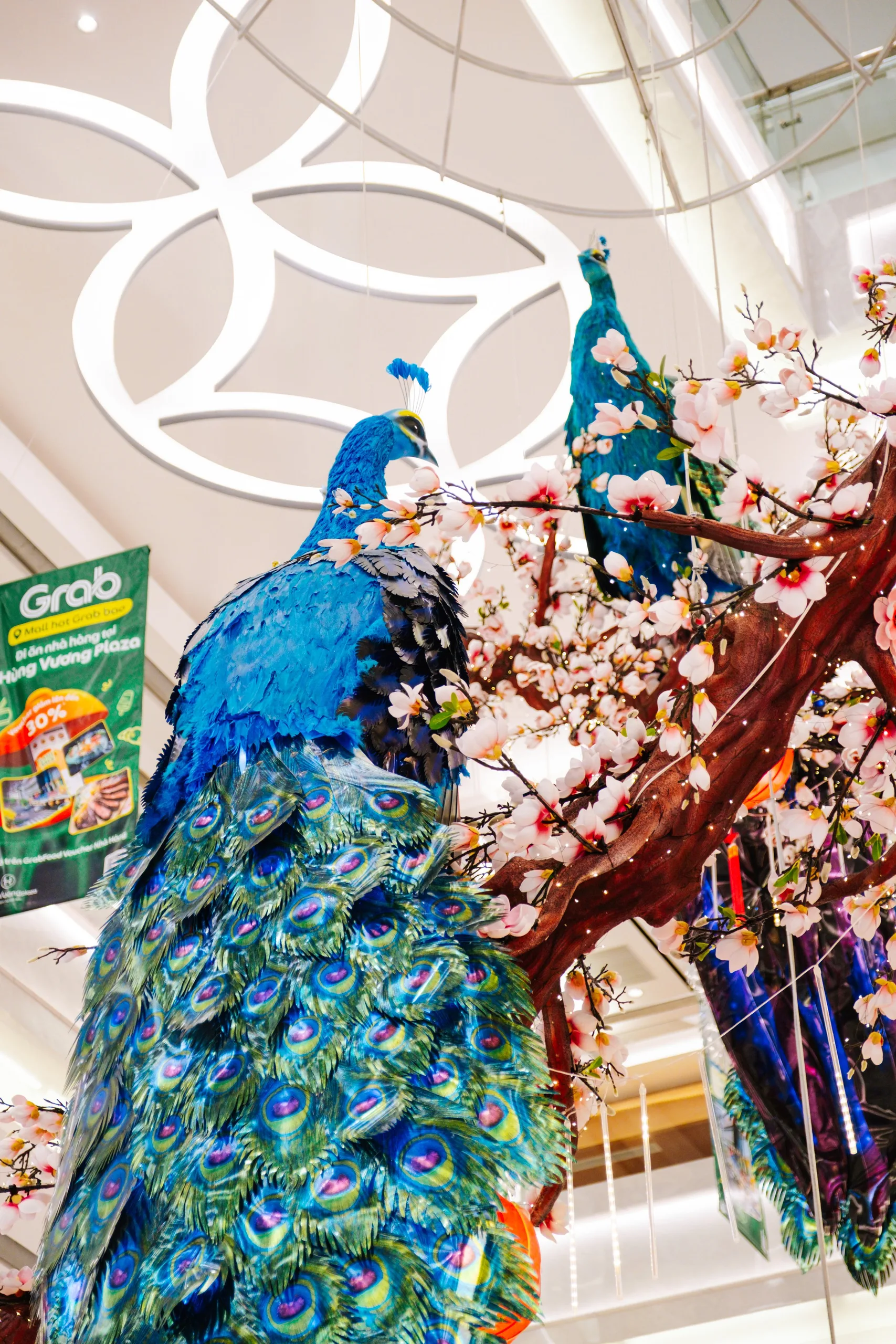 Hùng Vương Plaza, 2026 Decoration — Pham Si Luan Photography (11)
