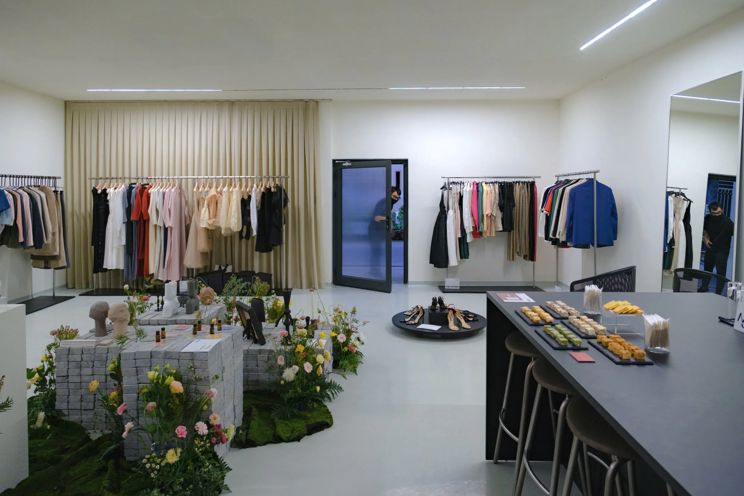 Khai Trương Studio Local Brand Việt Nam Tại Thảo Điền — Pham Si Luan Photography (1)