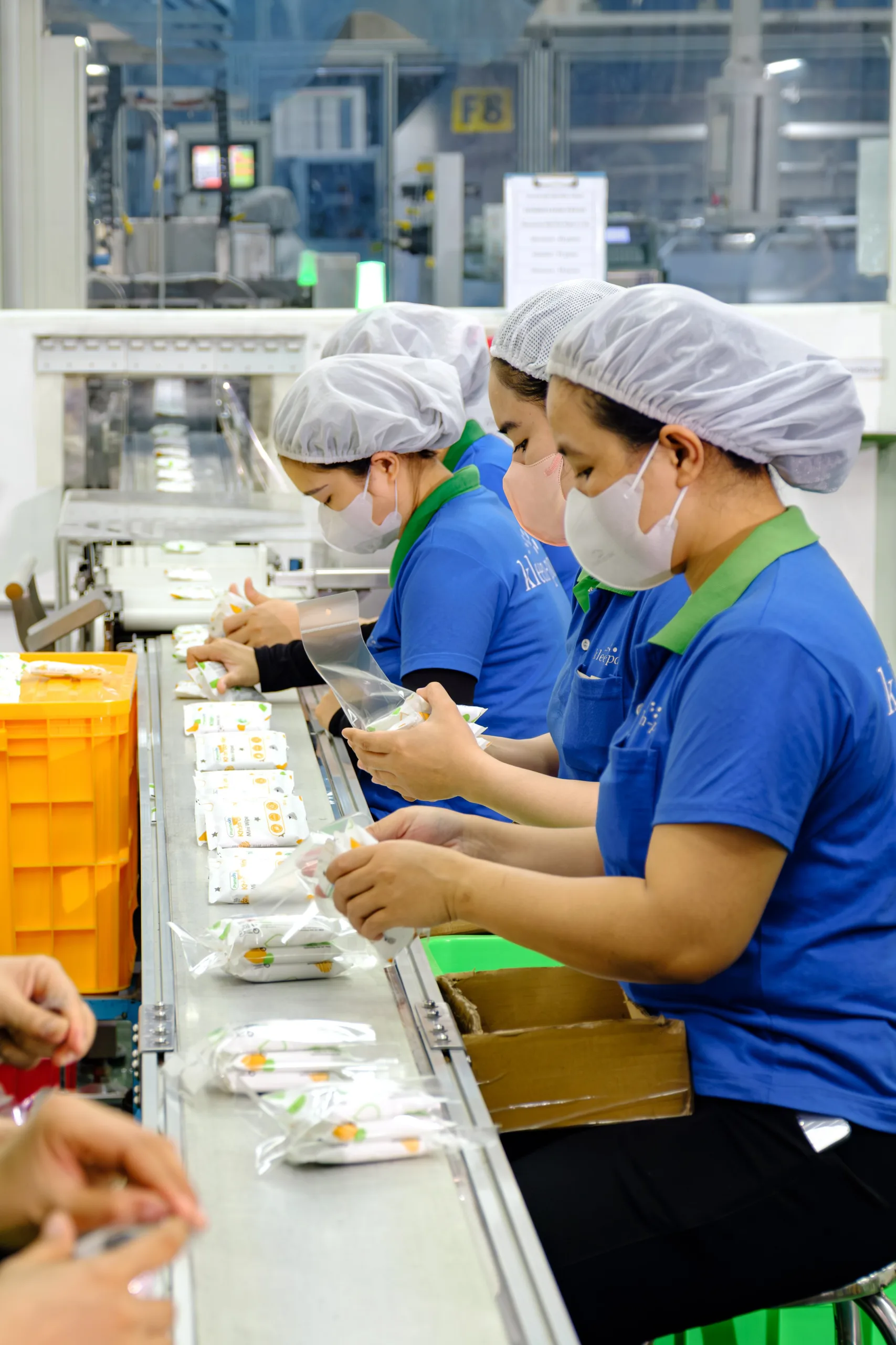 Kleen Pak Factory & Corporate Photography in Vietnam — Pham Si Luan Photography (13)