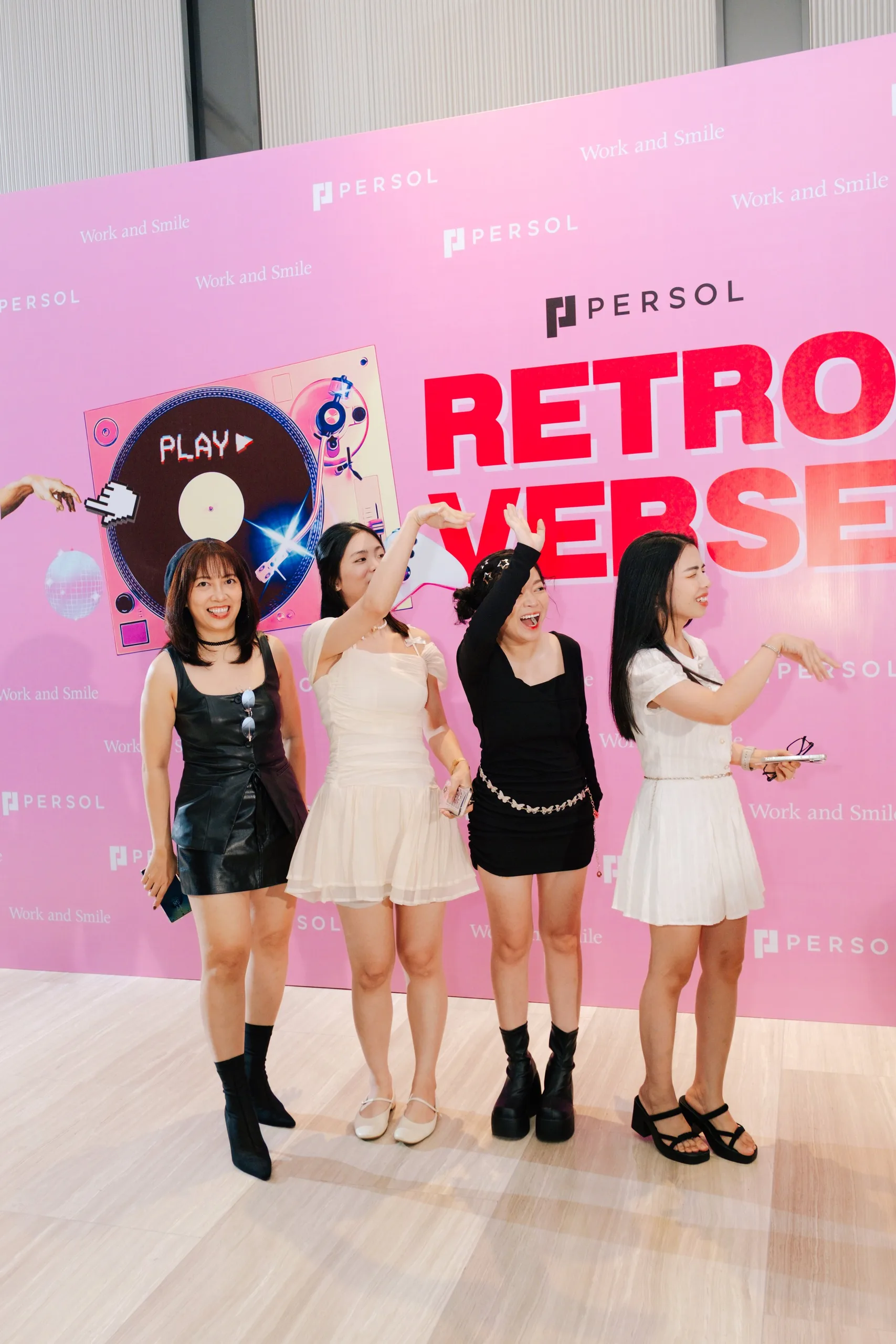 PERSOL Vietnam "RETROVERSE" Dinner & Dance — Pham Si Luan Photography (11)