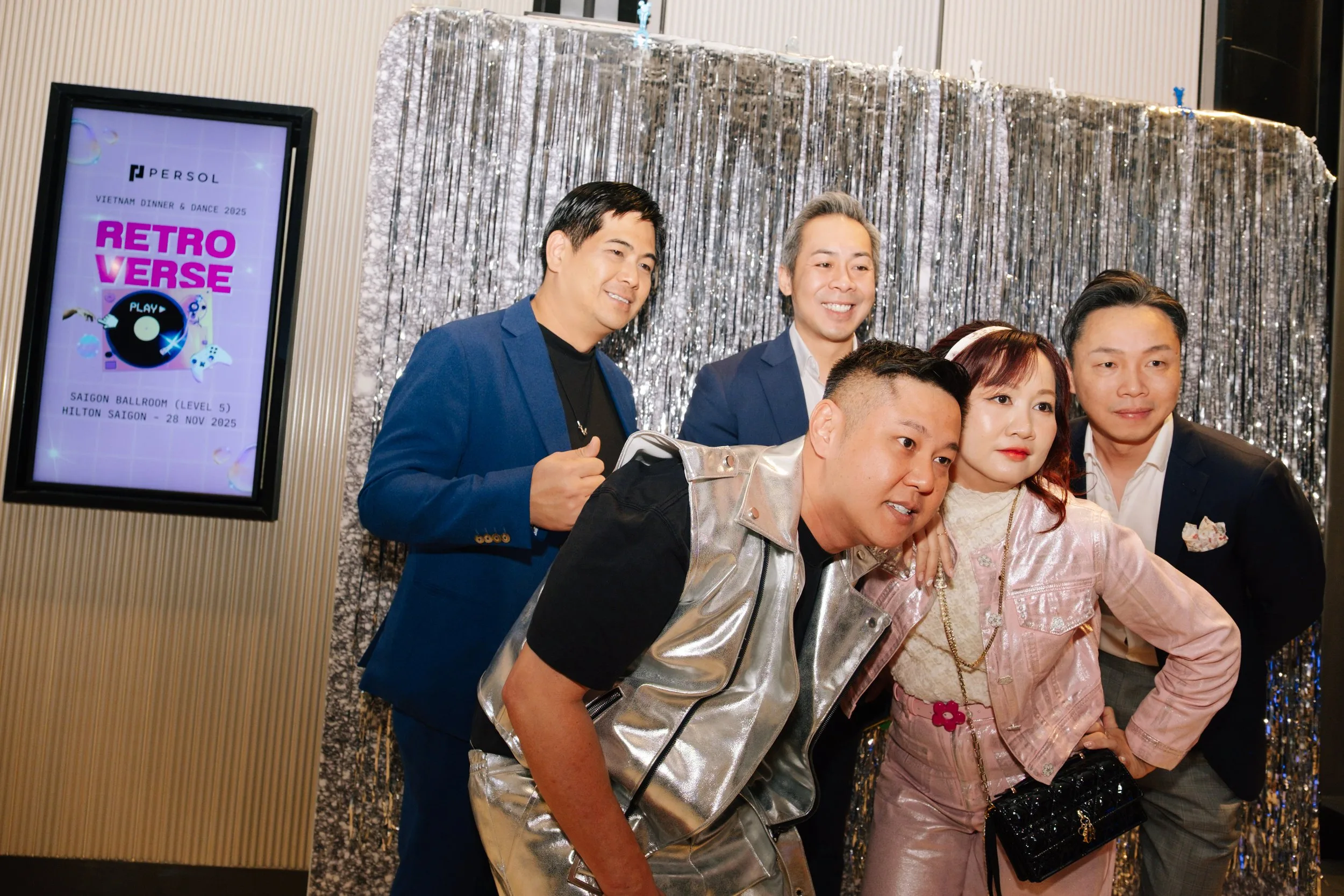 PERSOL Vietnam "RETROVERSE" Dinner & Dance — Pham Si Luan Photography (13)