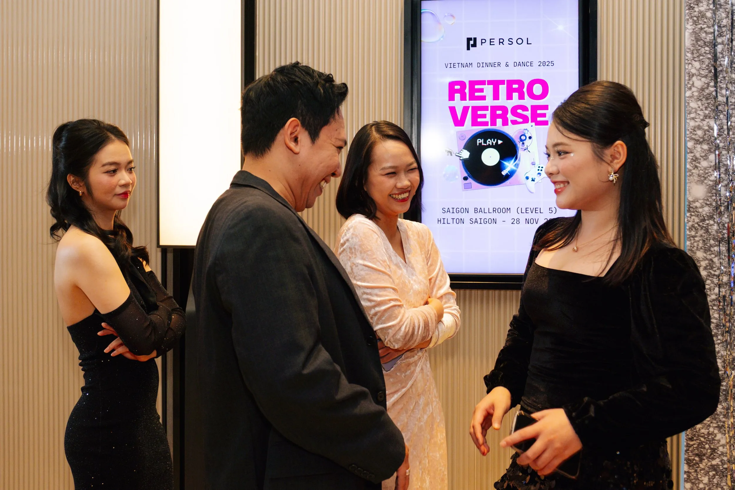 PERSOL Vietnam "RETROVERSE" Dinner & Dance — Pham Si Luan Photography (15)