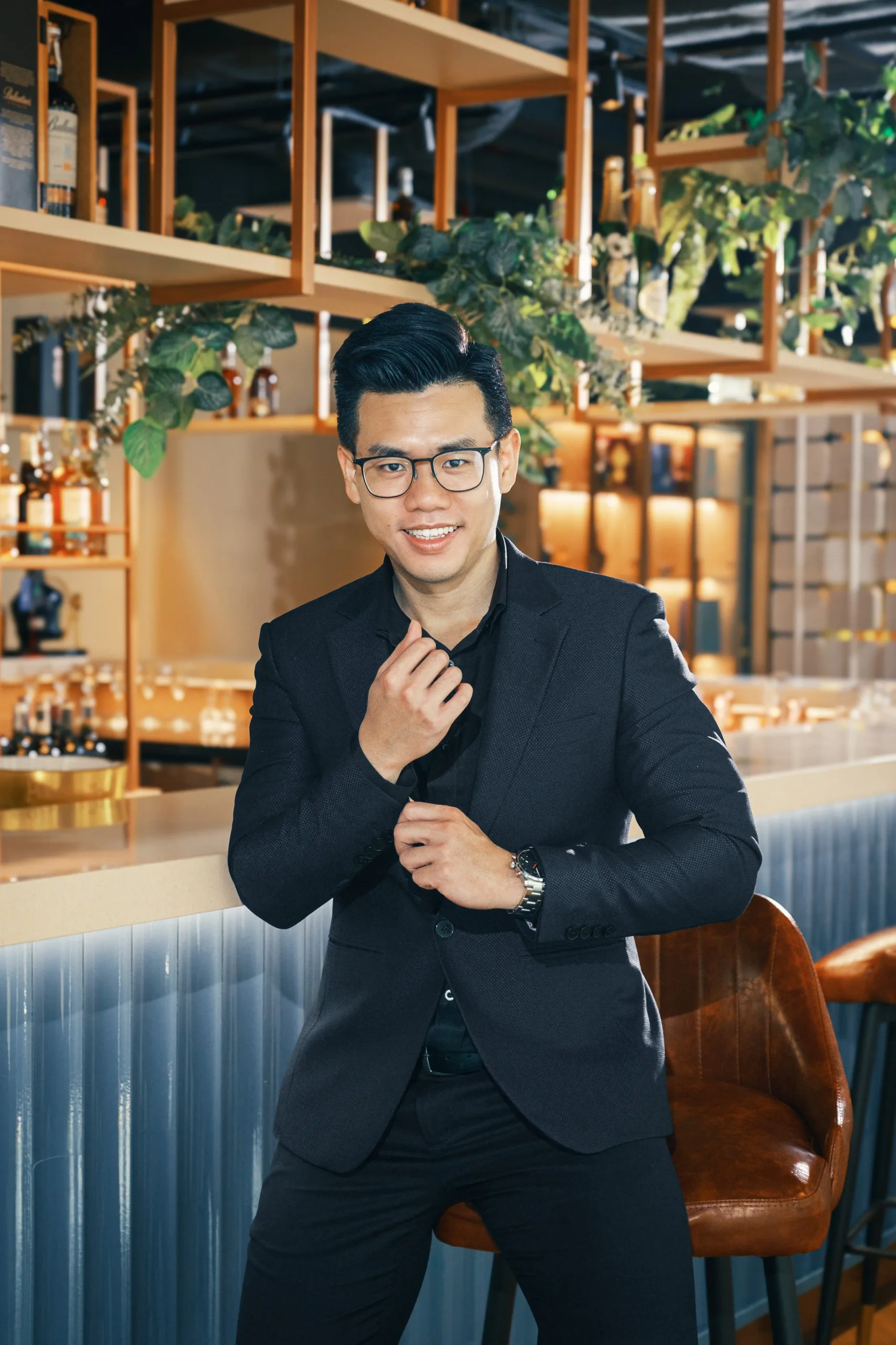 Profile Photos for Chau Nhat Quang - Brand Ambassador of Pernod Ricard Vietnam — Pham Si Luan Photography (3)