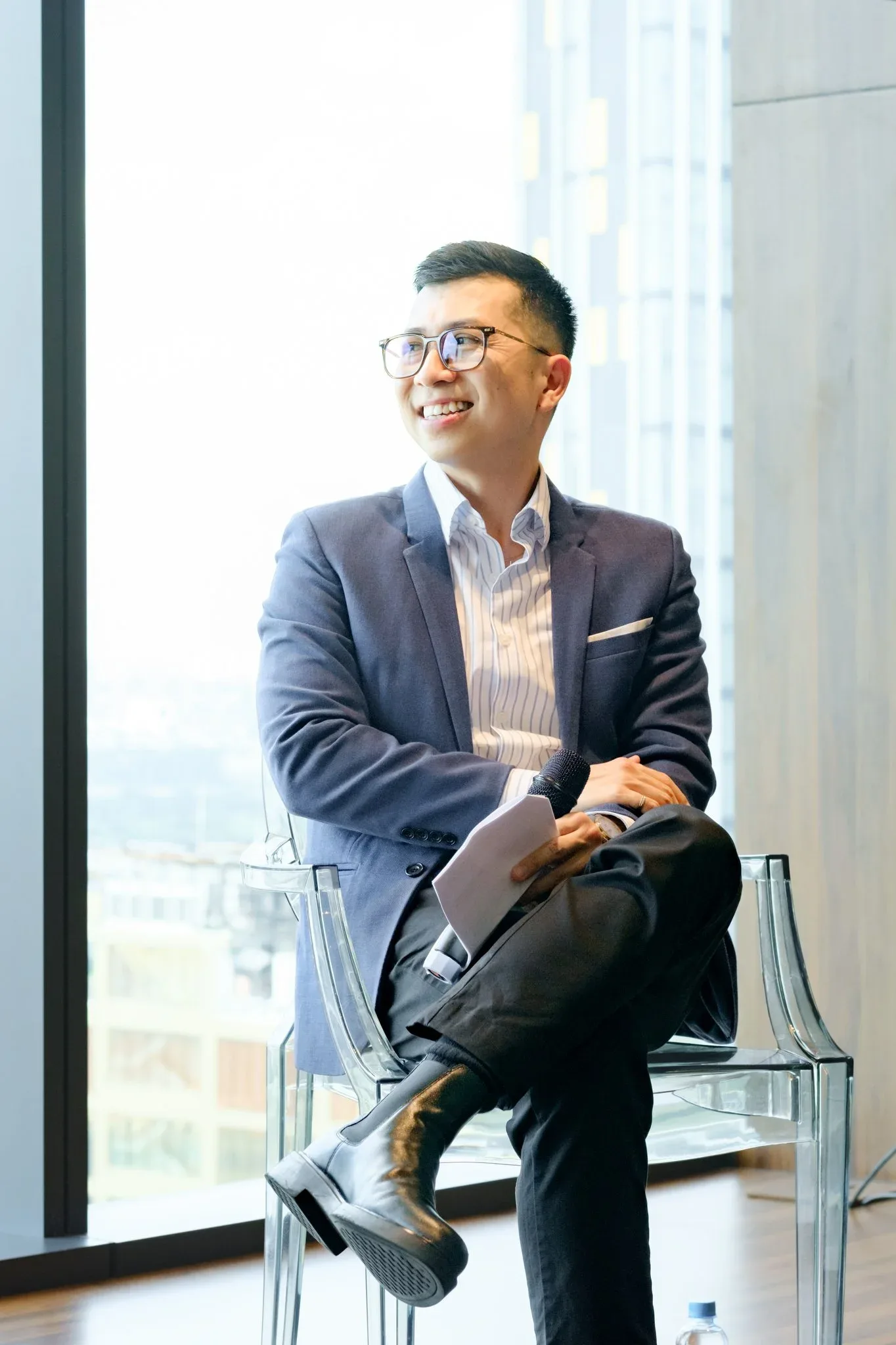 Seminar "Addressing Workplace Burnout And Mental Health Challenges" — Pham Si Luan Photography (19)