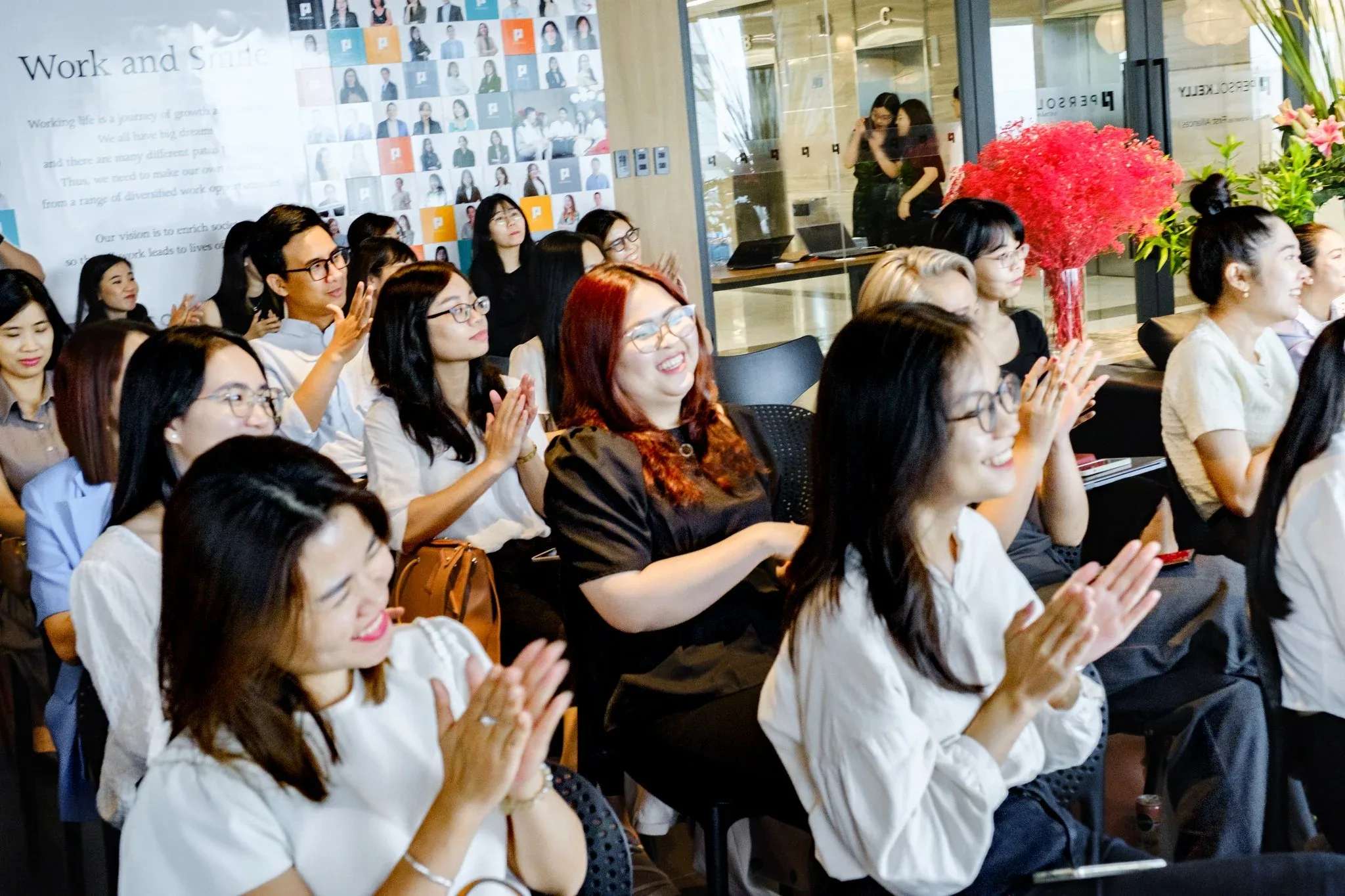 Seminar "Addressing Workplace Burnout And Mental Health Challenges" — Pham Si Luan Photography (26)
