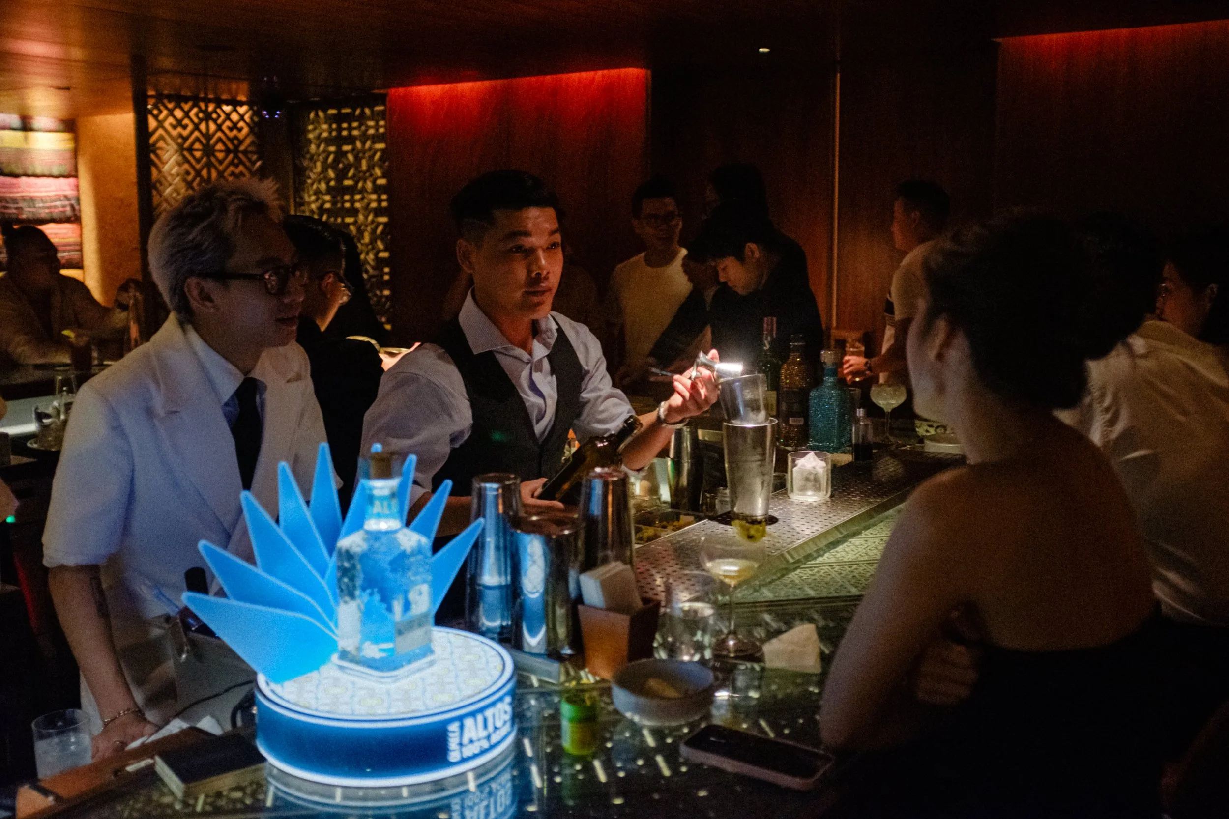 SIP SUPERNOVA HOMECOMING 2025 – Vietnam Mixology Celebration — Pham Si Luan Photography (24)