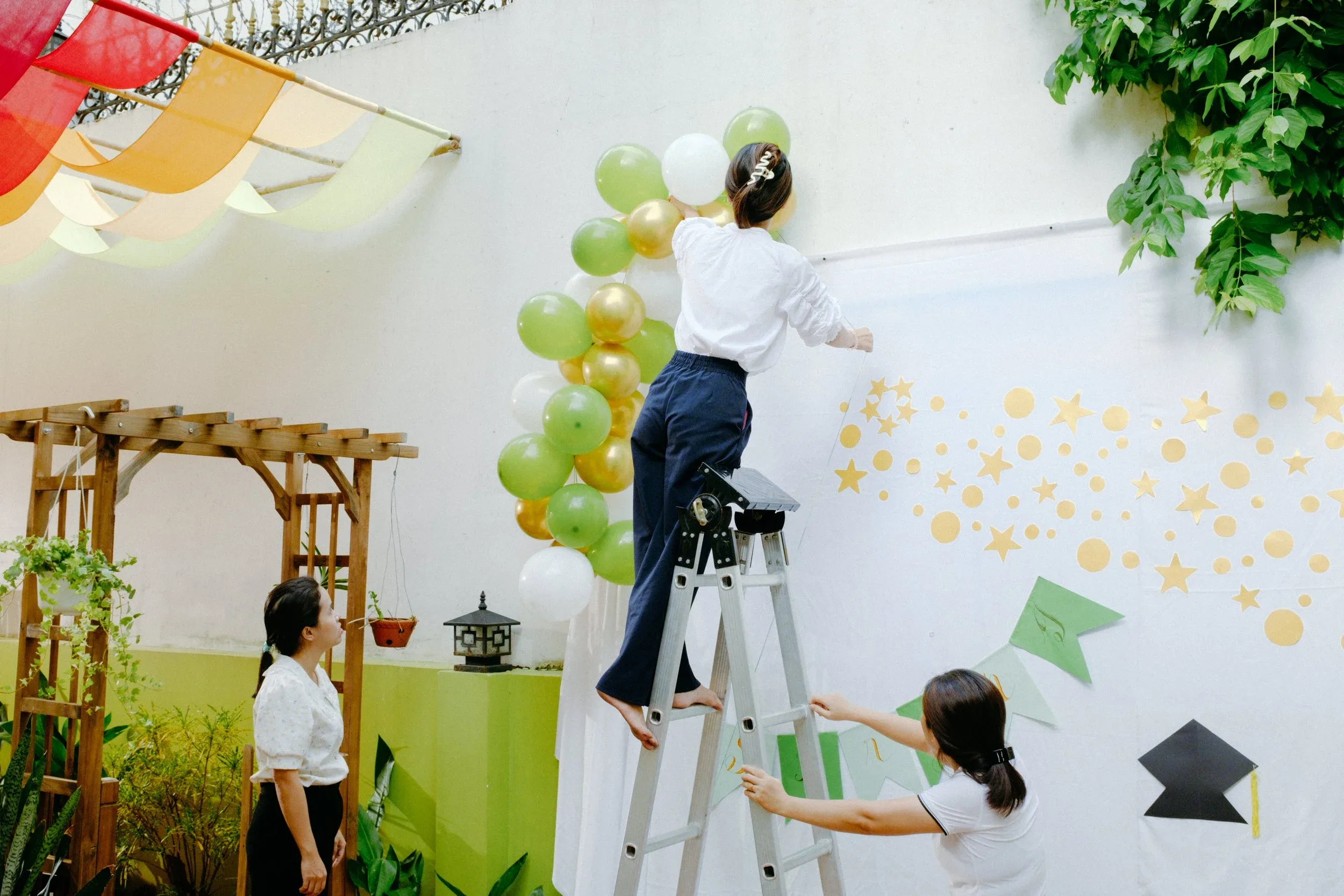 Spring Montessori Kindergarten Graduation Session — Pham Si Luan Photography (8)