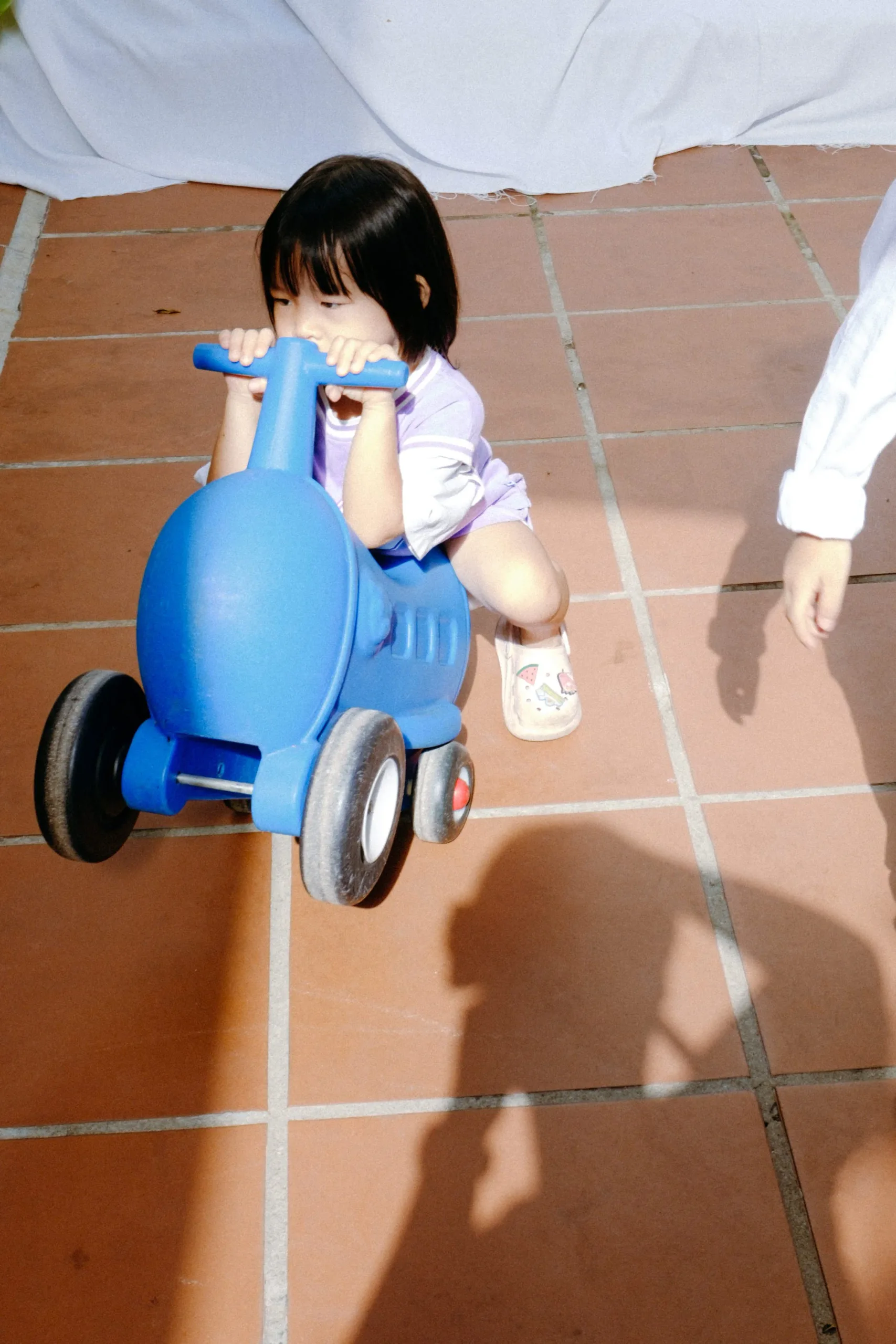 Spring Montessori Kindergarten Graduation Session — Pham Si Luan Photography (18)