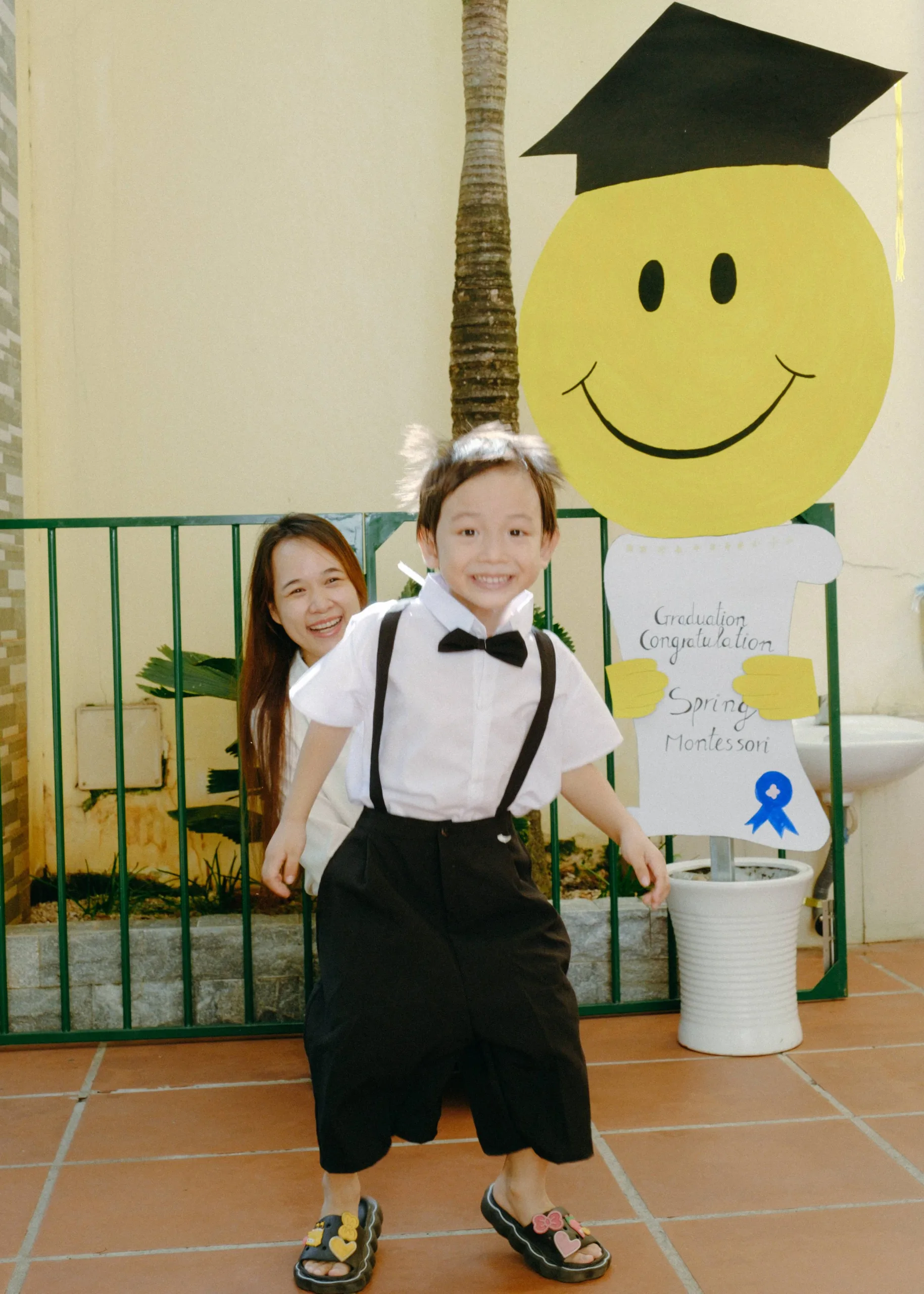 Spring Montessori Kindergarten Graduation Session — Pham Si Luan Photography (19)