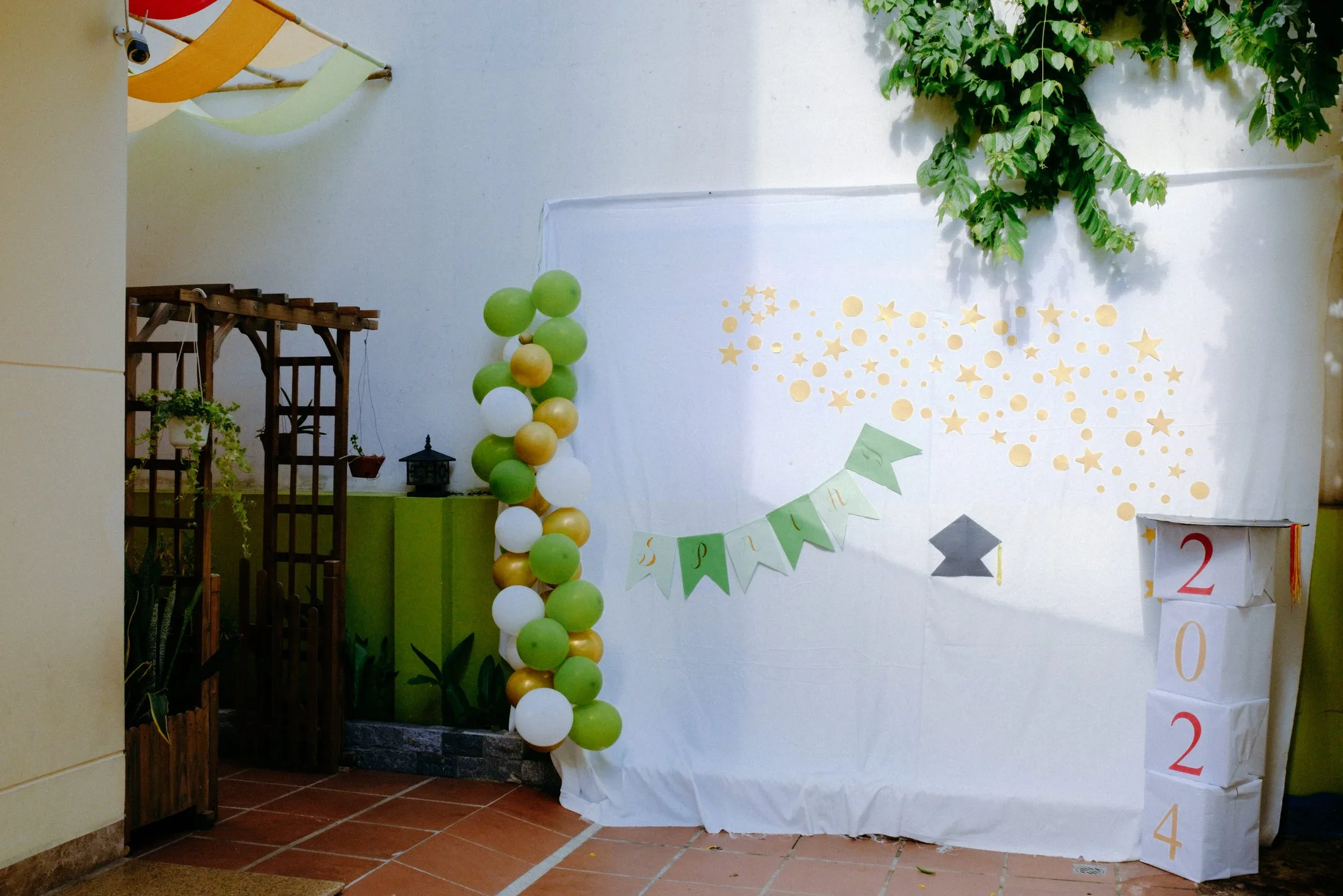 Spring Montessori Kindergarten Graduation Session — Pham Si Luan Photography (26)