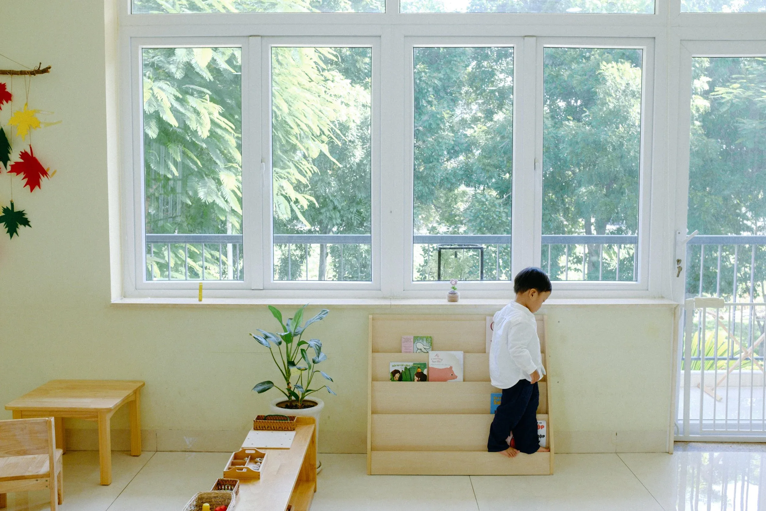 Spring Montessori Kindergarten Graduation Session — Pham Si Luan Photography (35)
