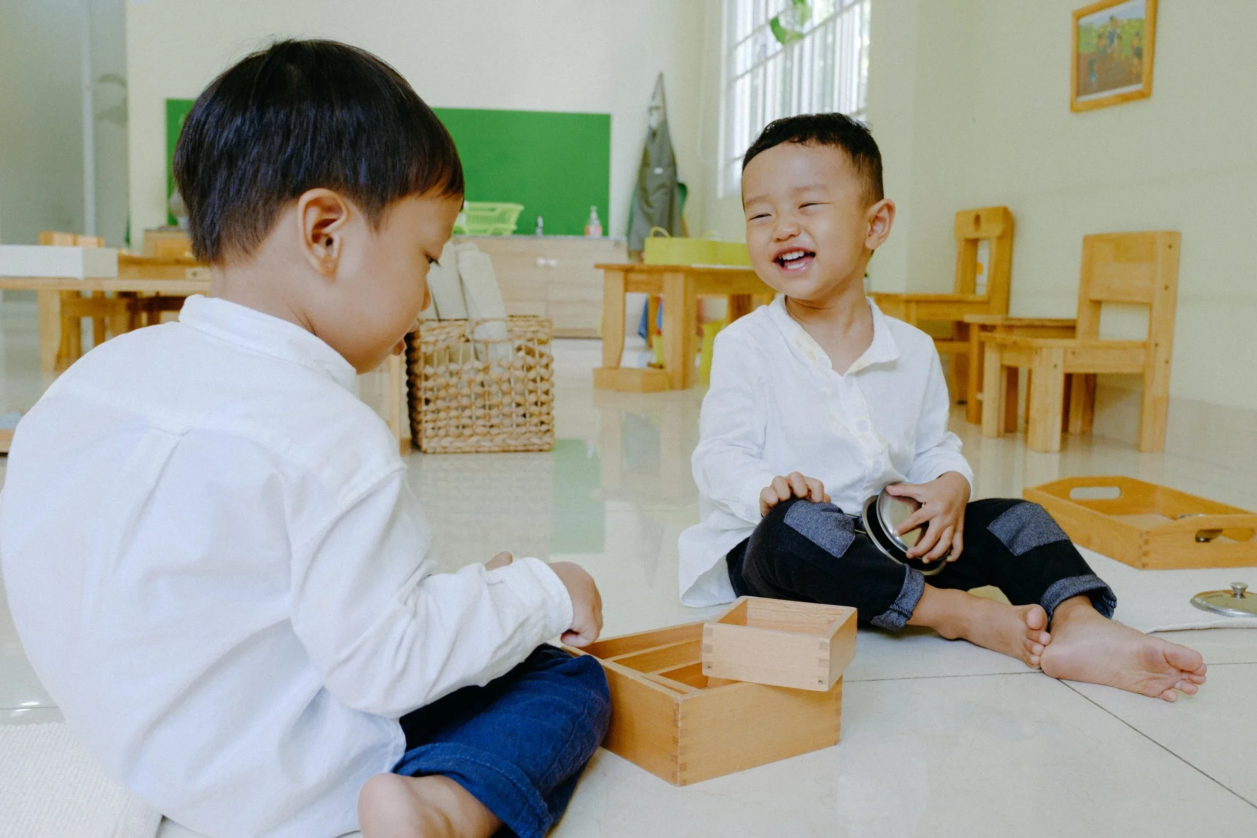 Spring Montessori Kindergarten Graduation Session — Pham Si Luan Photography (53)