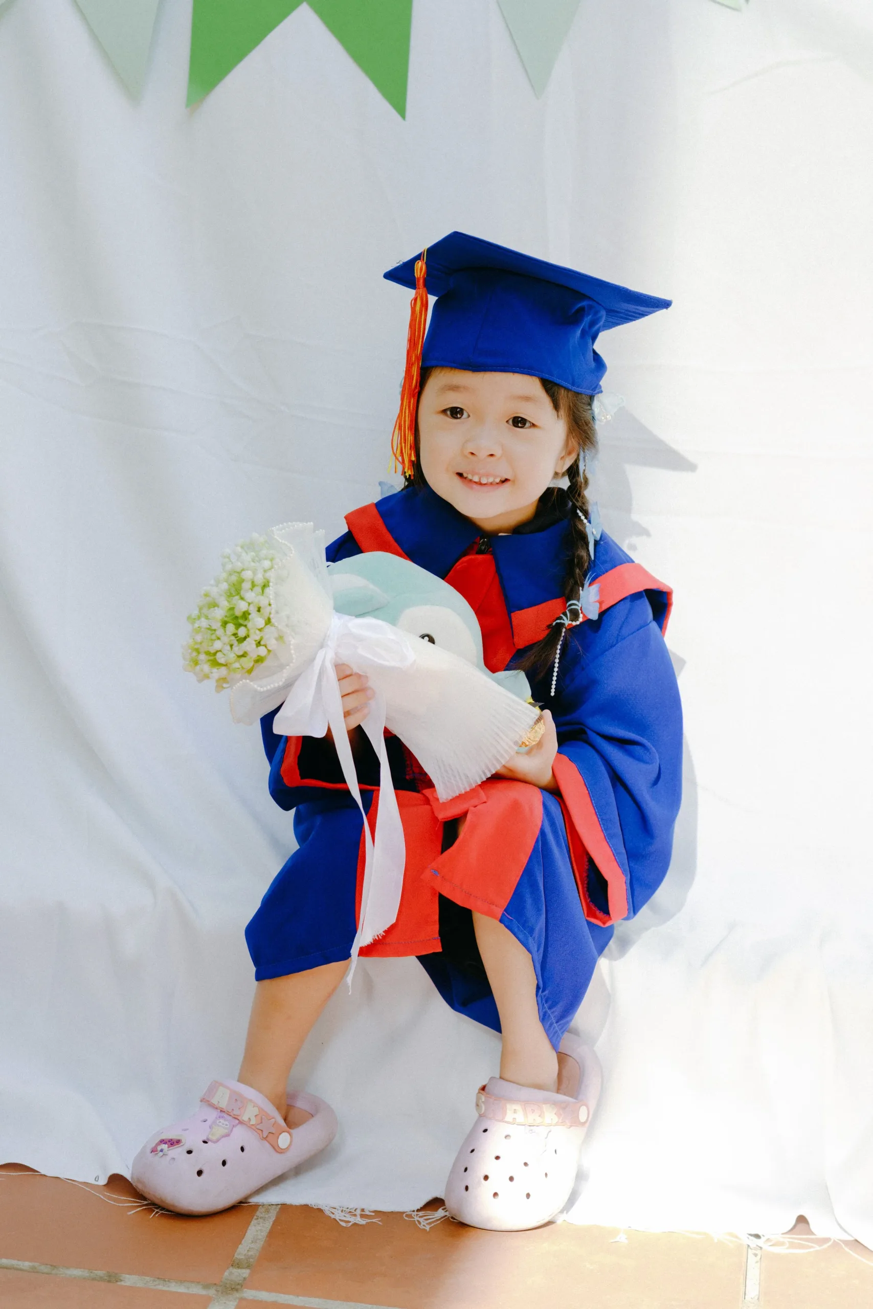 Spring Montessori Kindergarten Graduation Session — Pham Si Luan Photography (25)