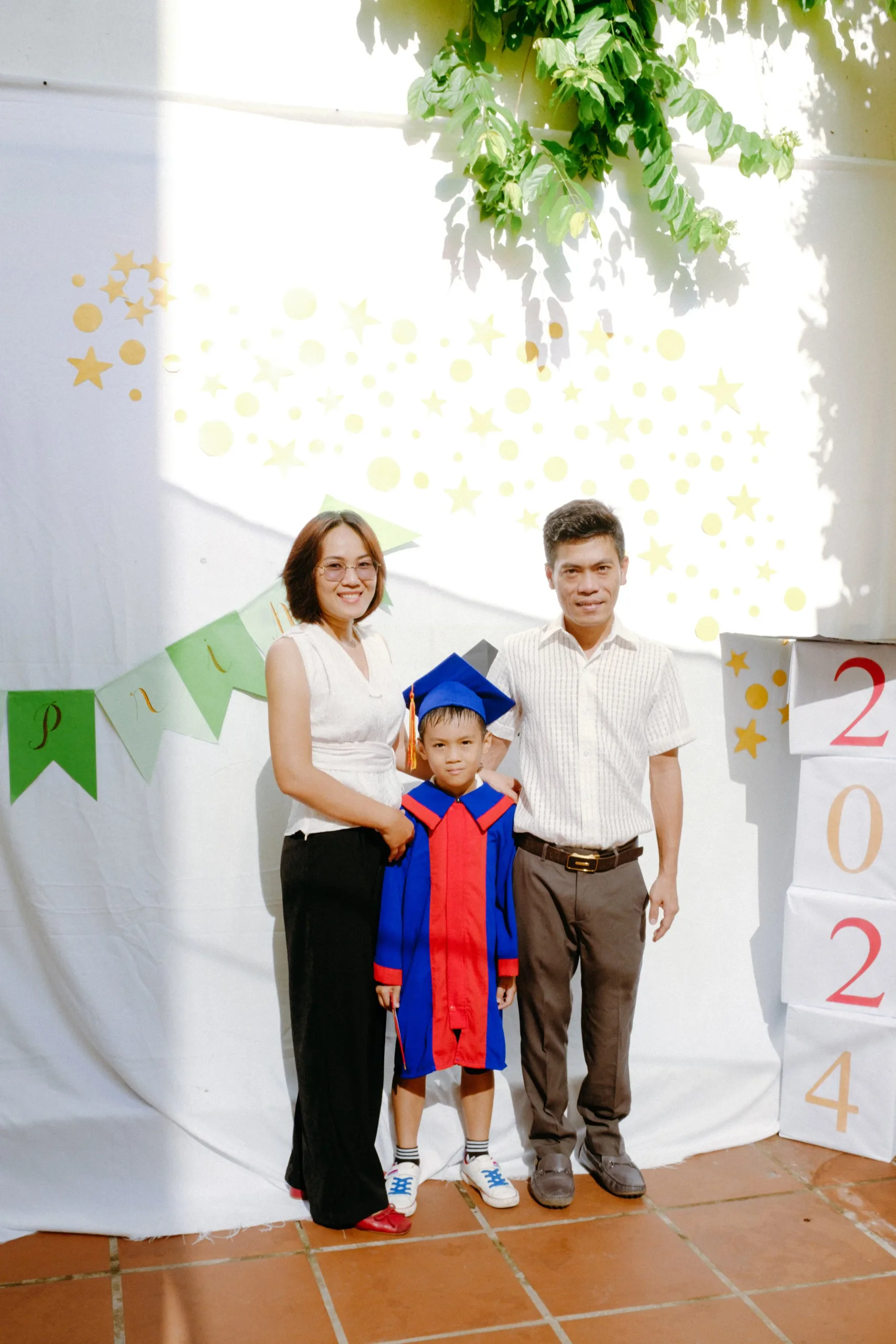 Spring Montessori Kindergarten Graduation Session — Pham Si Luan Photography (32)