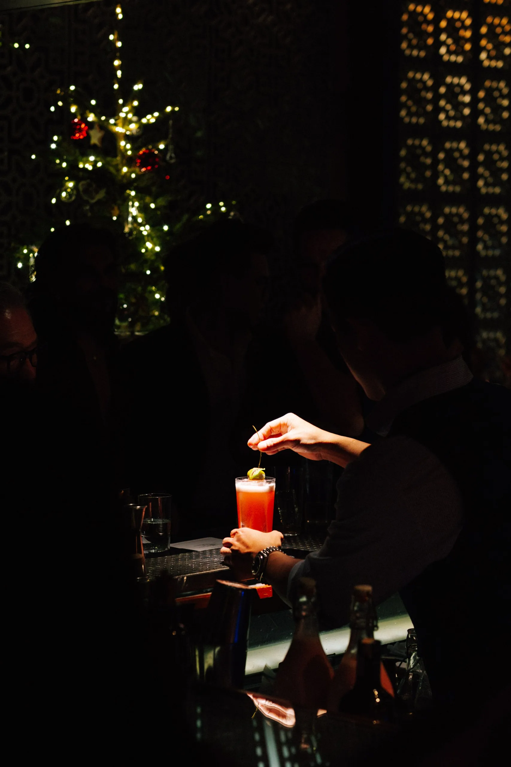 THE WORLD’S BEST BARS SERIES: 2 Lam Son x Quinary, Phạm Sĩ Luân — Pham Si Luan Photography (1)