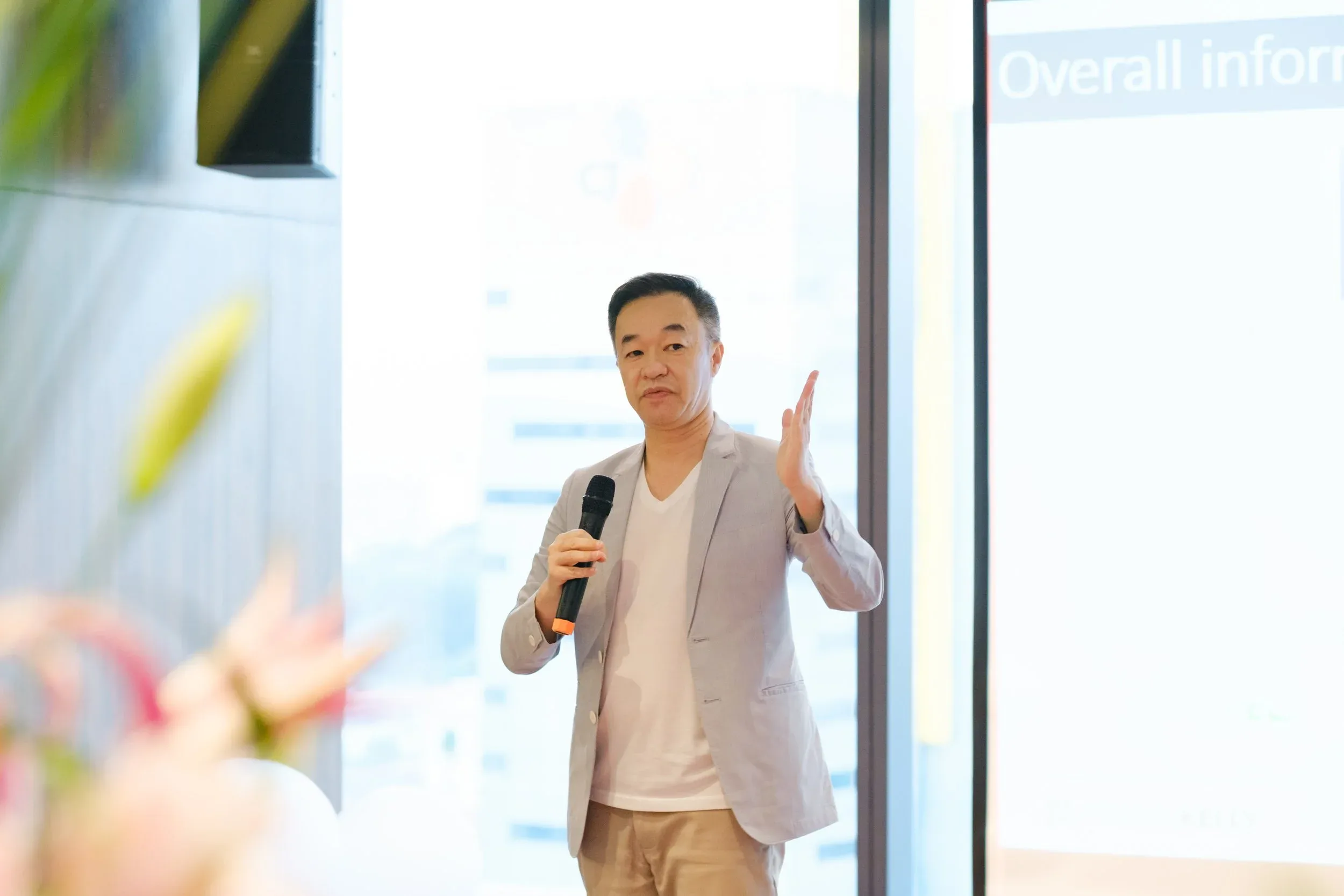 Town Hall Meeting PERSOLKELLY Vietnam — Pham Si Luan Photography (4)