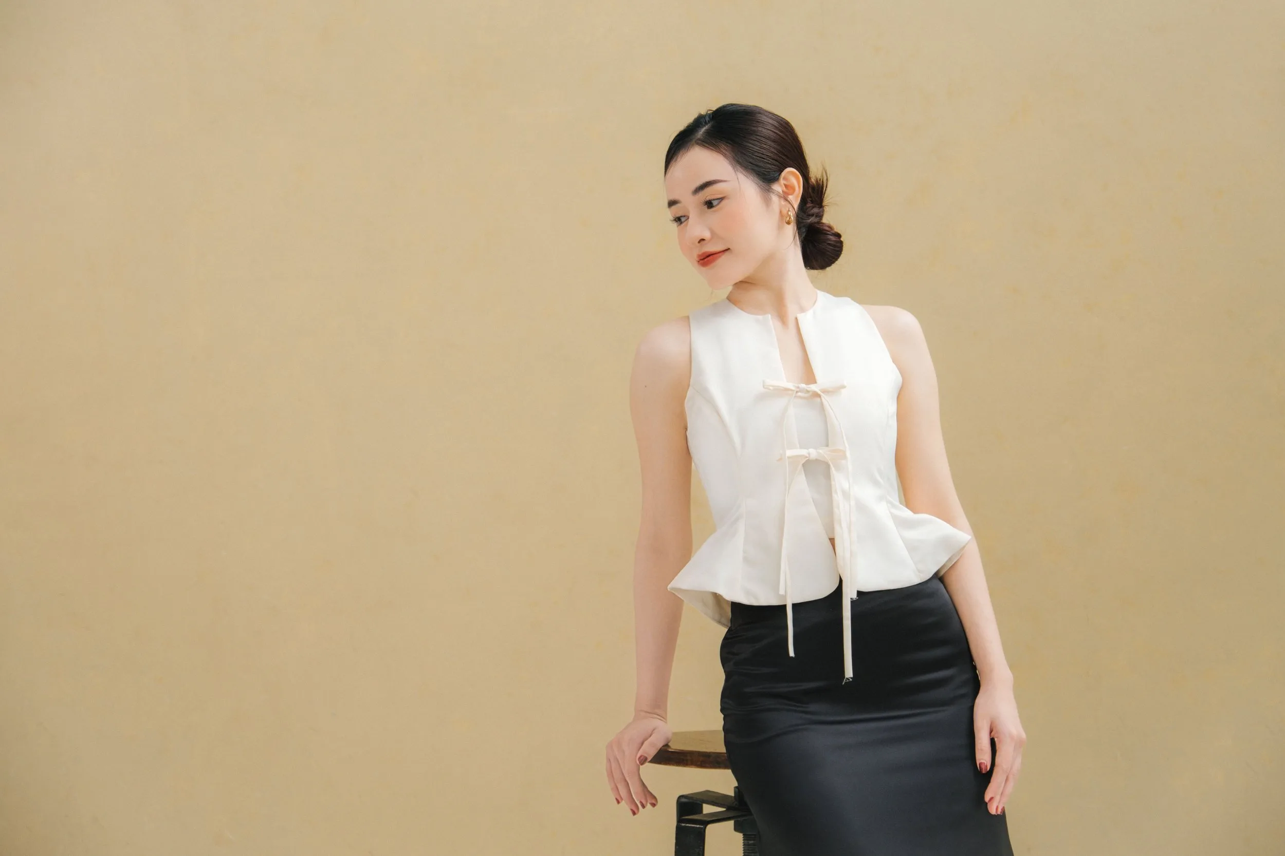 Elegant Women’s Lookbook – Tailored Skirts & Sculptural Mini Dresses — Pham Si Luan Photography (1)