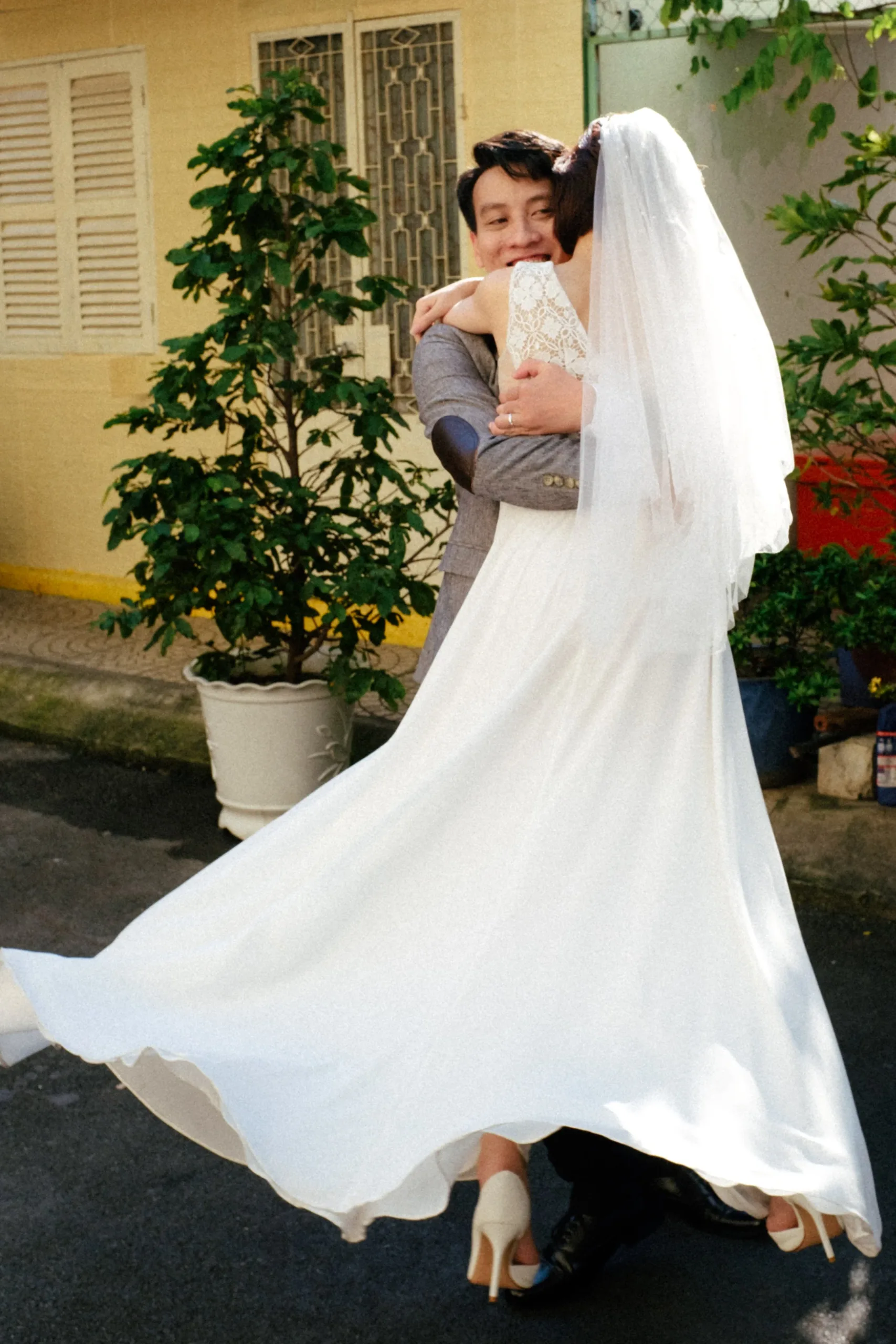 Hải & Hà, Pre-wedding Session in Sài Gòn — Pham Si Luan Photography (38)