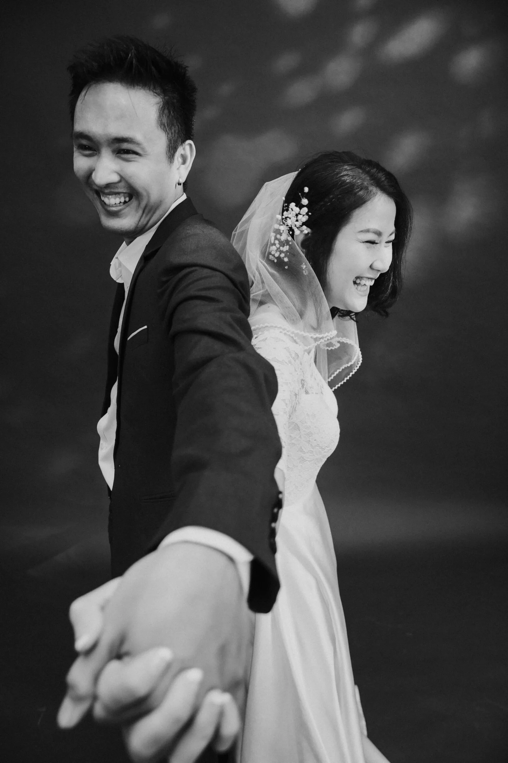 Linh & Quỳnh, Pre-wedding in Sài Gòn — Pham Si Luan Photography (11)