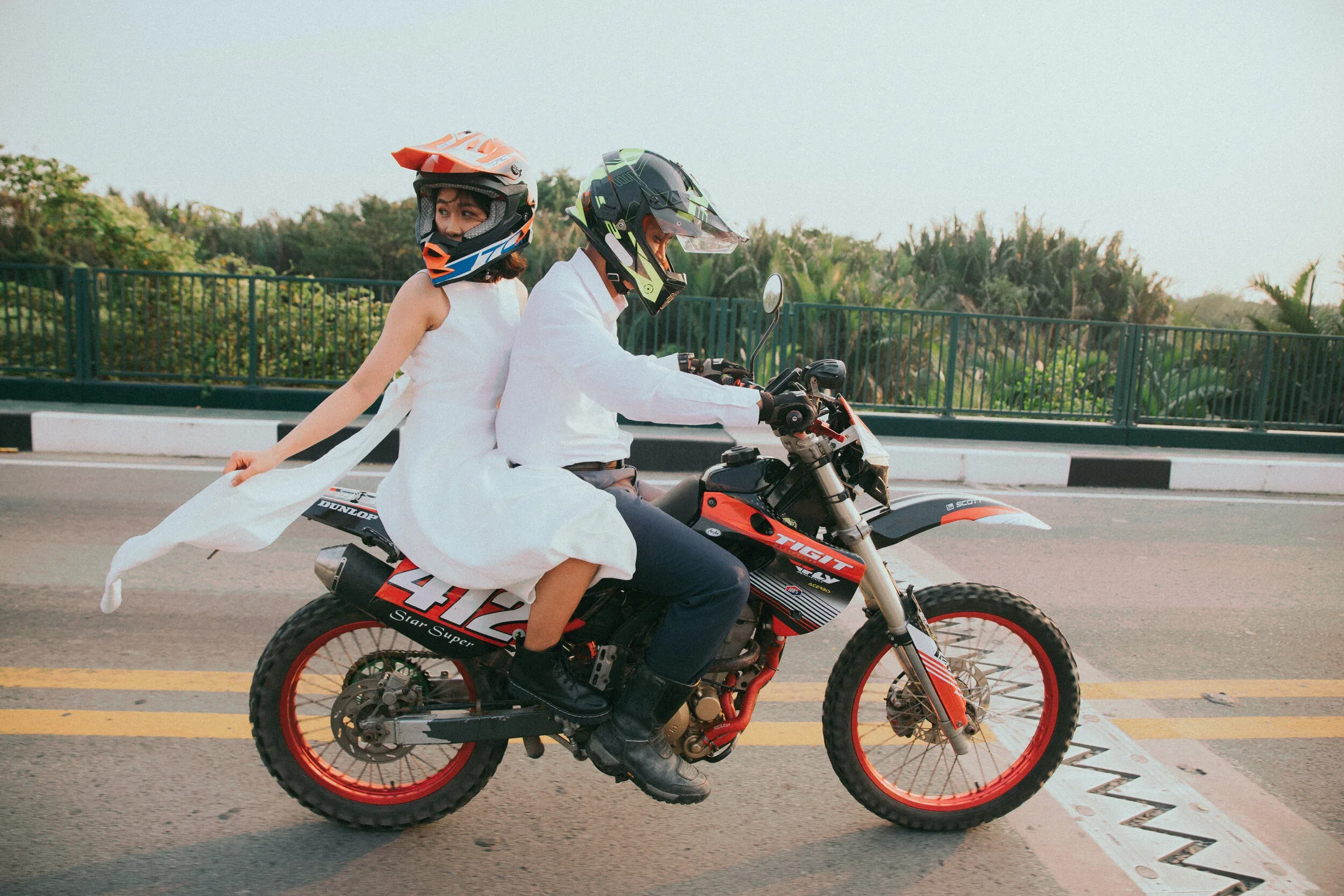 Linh & Quỳnh, Pre-wedding in Sài Gòn — Pham Si Luan Photography (13)