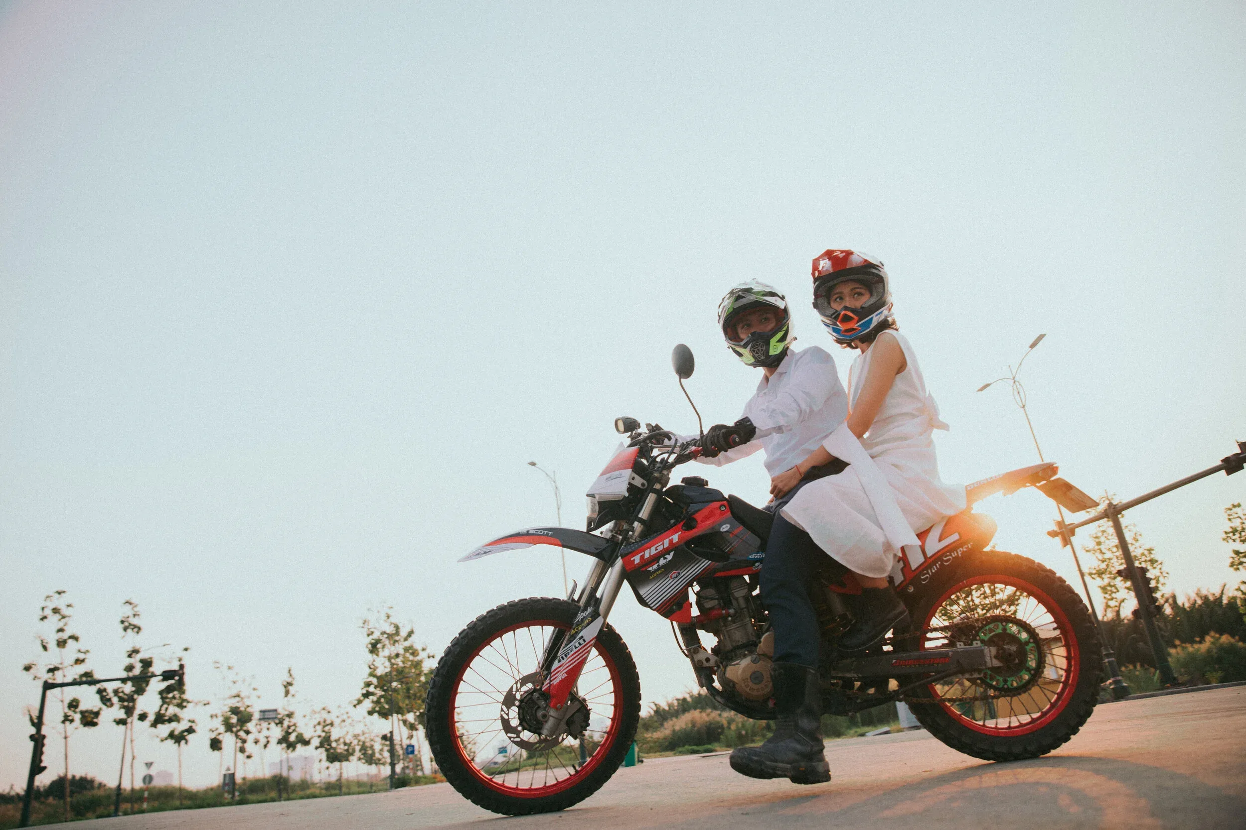 Linh & Quỳnh, Pre-wedding in Sài Gòn — Pham Si Luan Photography (15)