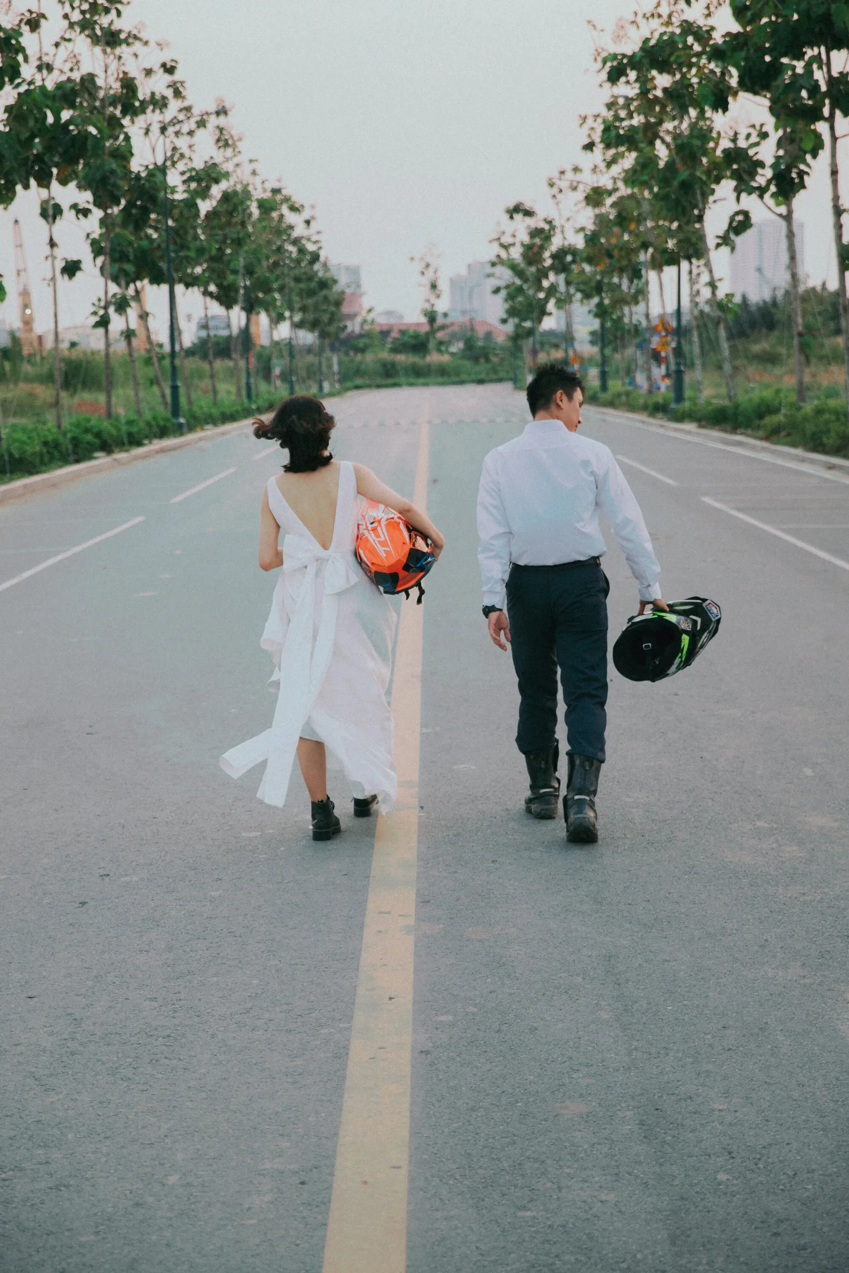 Linh & Quỳnh, Pre-wedding in Sài Gòn — Pham Si Luan Photography (19)