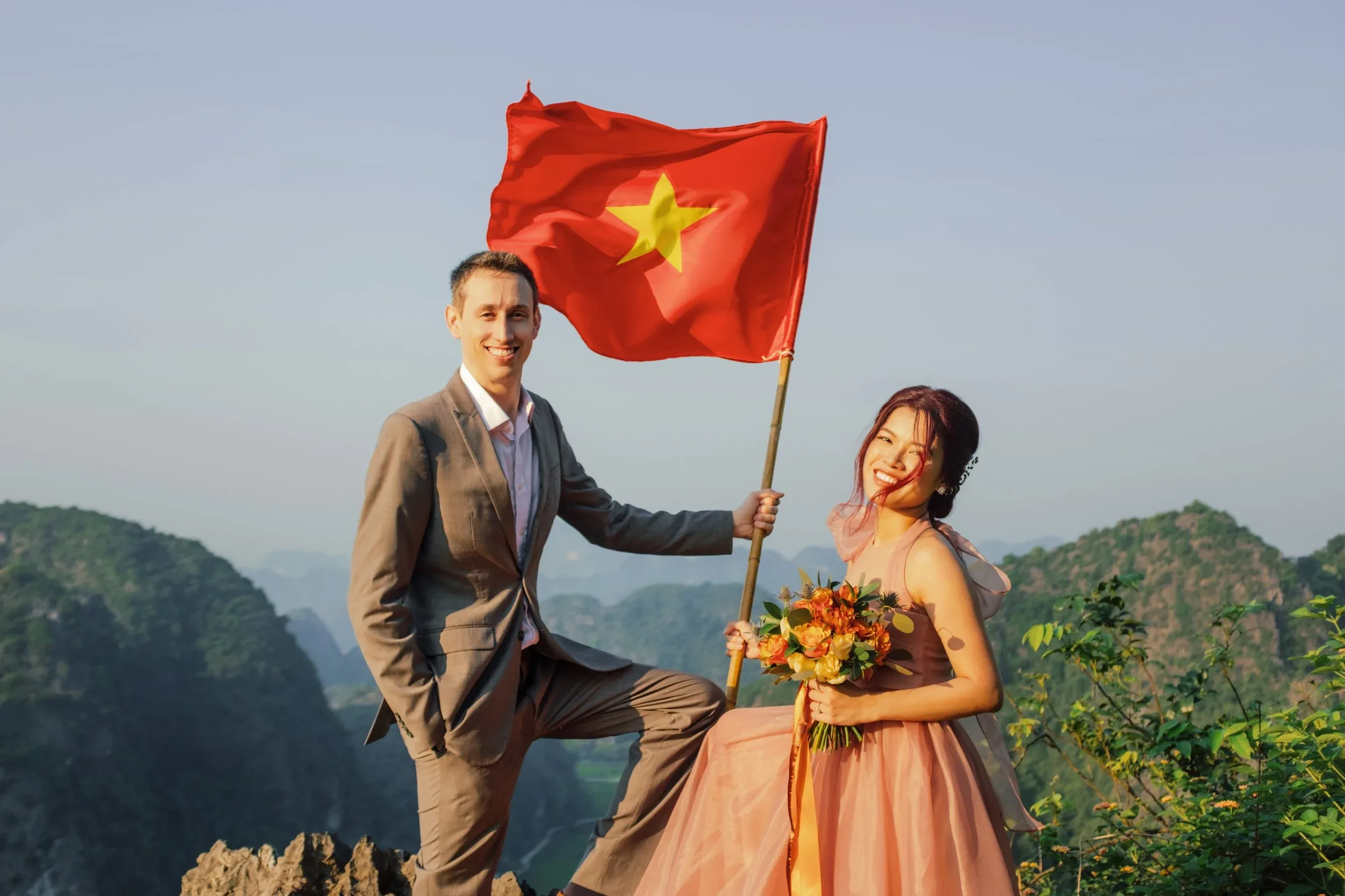 Mia & Felipe, Pre-wedding Session in Ninh Bình — Pham Si Luan Photography (7)