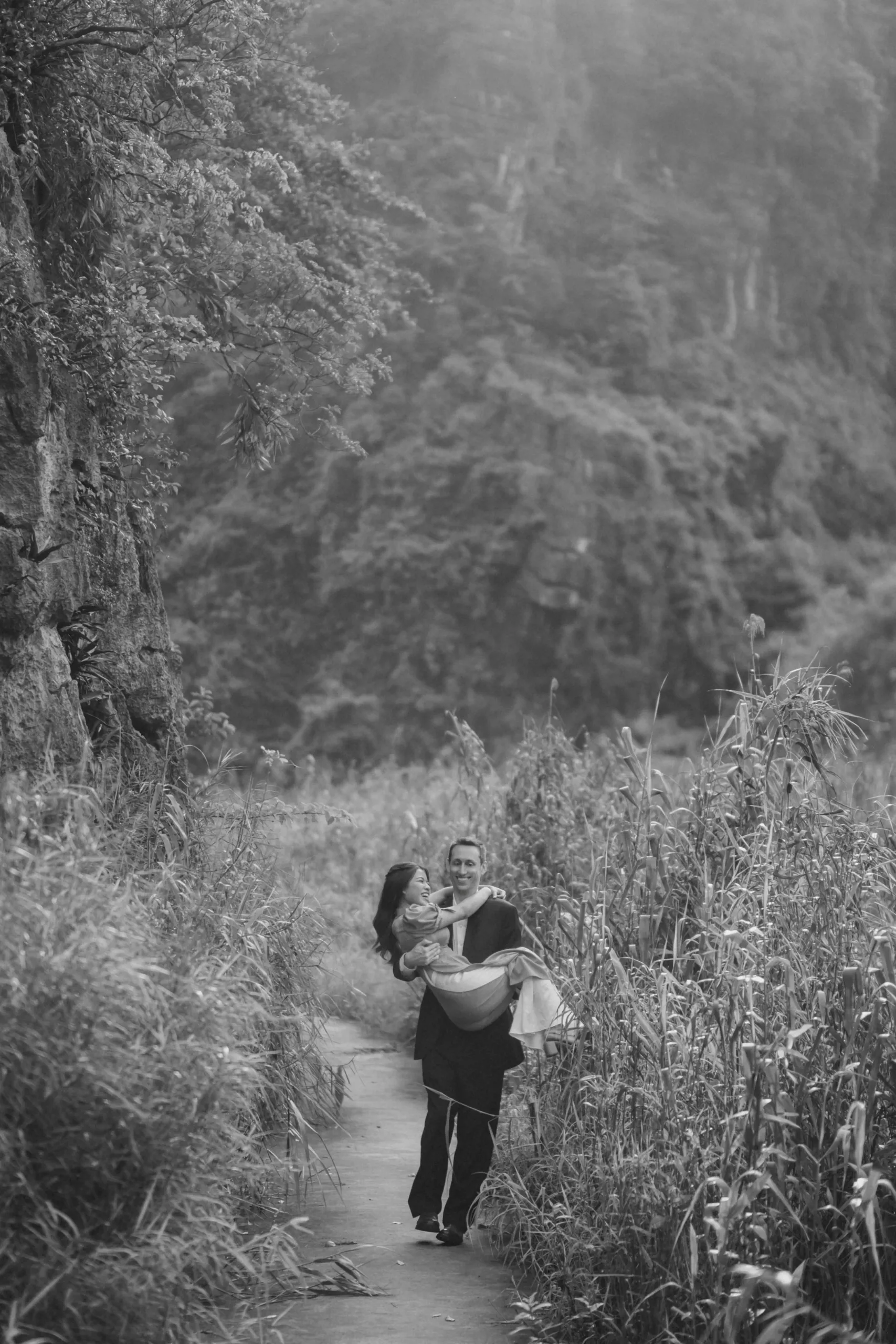 Mia & Felipe, Pre-wedding Session in Ninh Bình — Pham Si Luan Photography (67)