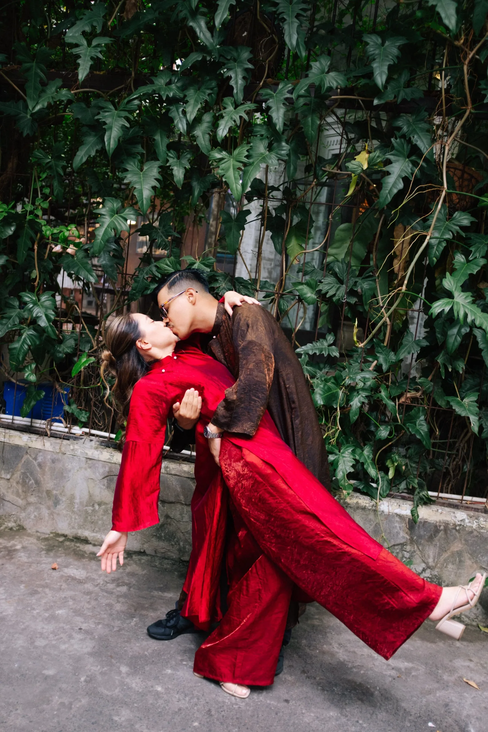 Naomi & Vincent, Saigon Homecoming — Pham Si Luan Photography (24)