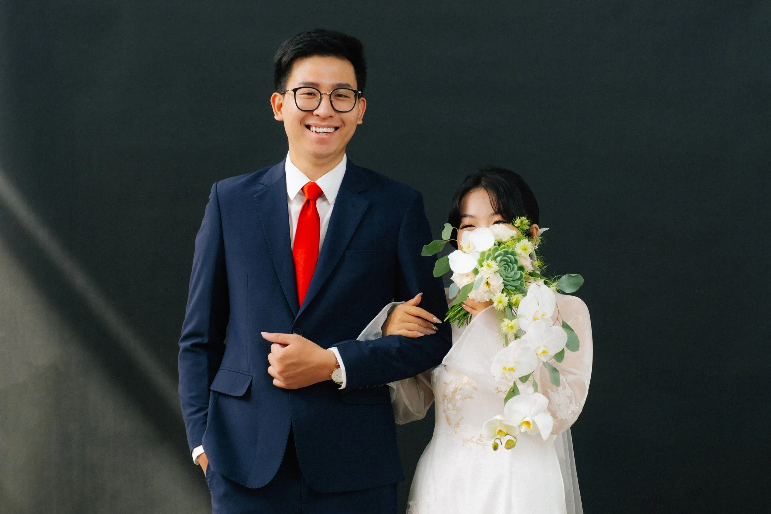 Xuân & Hiếu, Minimalist & Artistic Studio Pre-wedding Session — Pham Si Luan Photography (1)