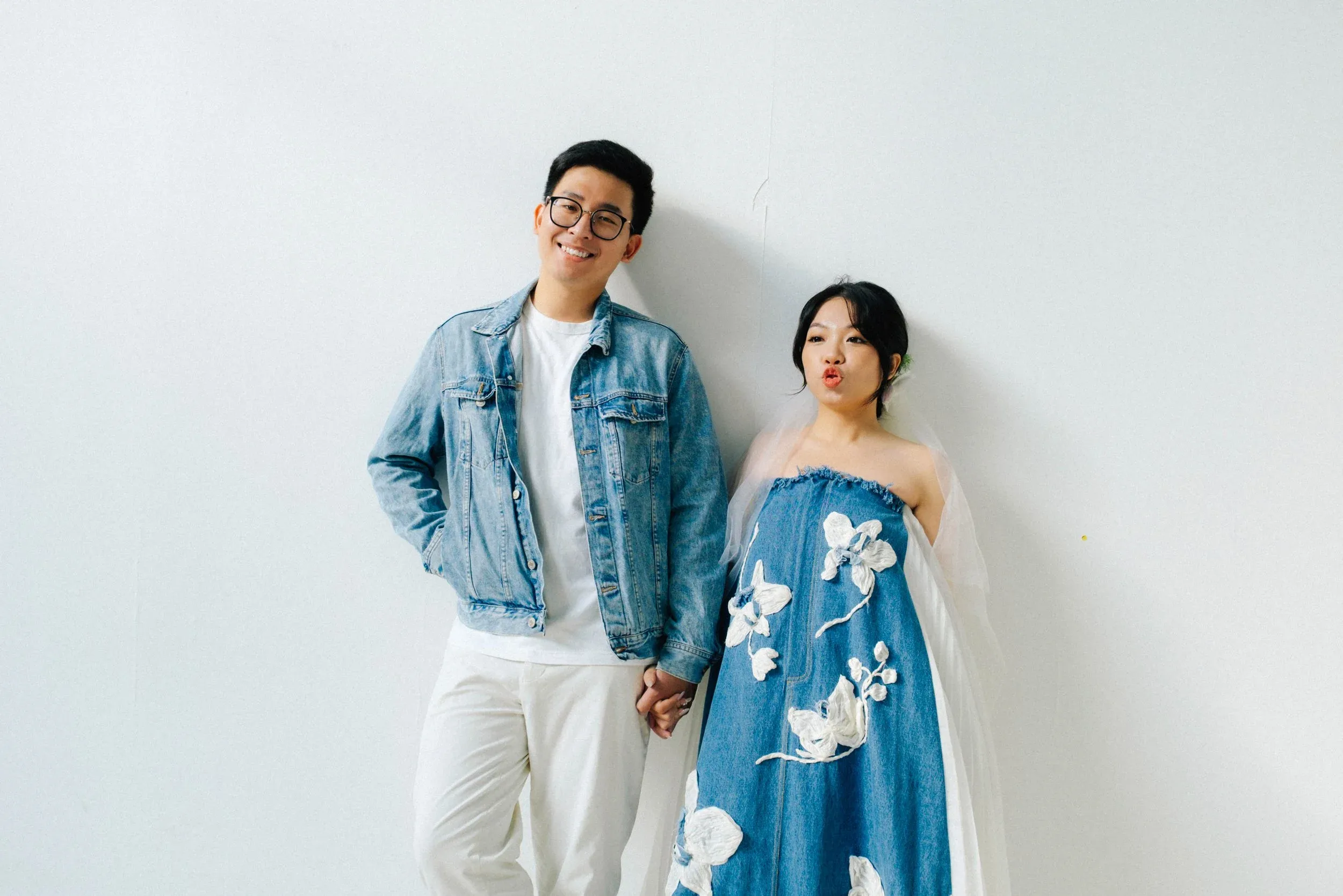 Xuân & Hiếu, Minimalist & Artistic Studio Pre-wedding Session — Pham Si Luan Photography (32)