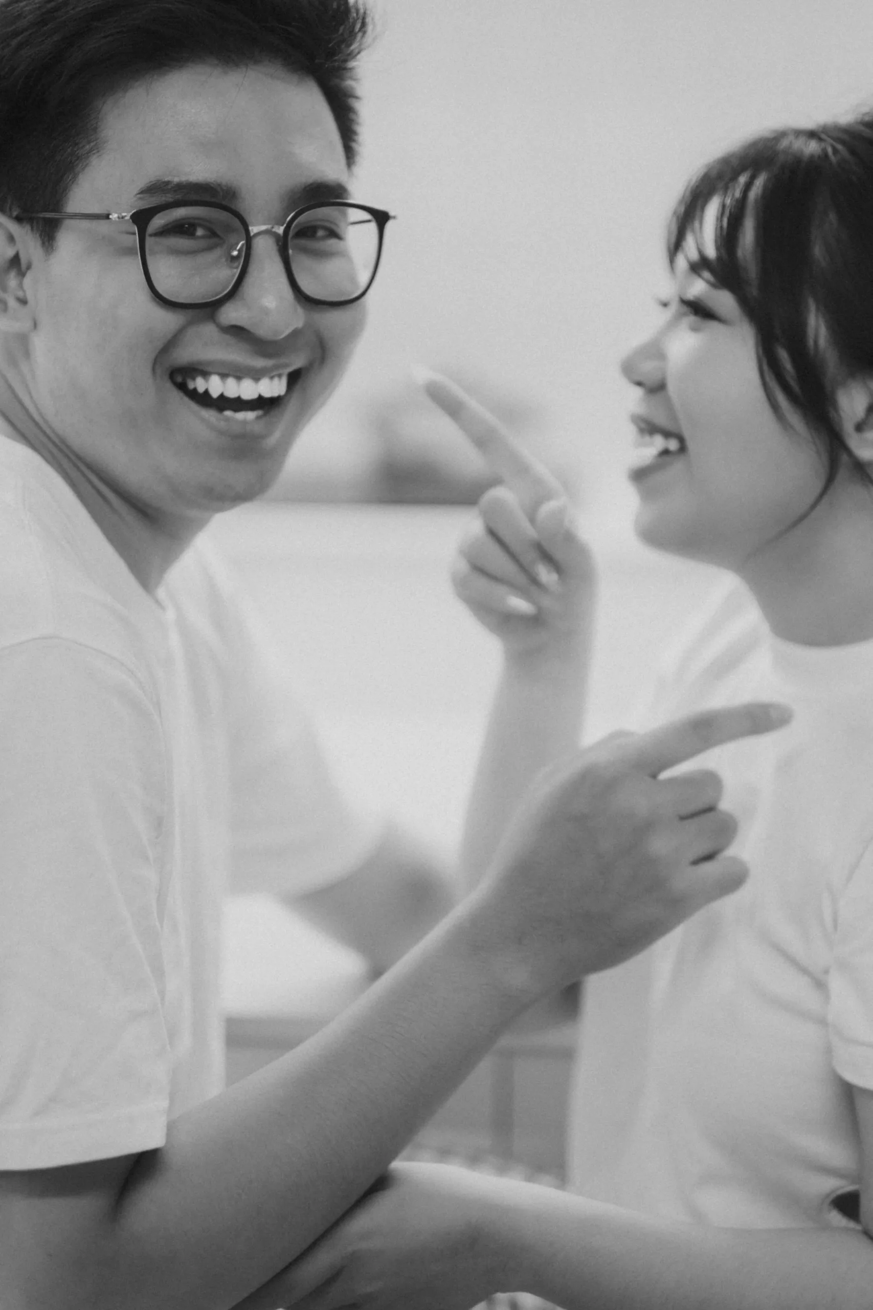 Xuân & Hiếu, Minimalist & Artistic Studio Pre-wedding Session — Pham Si Luan Photography (37)