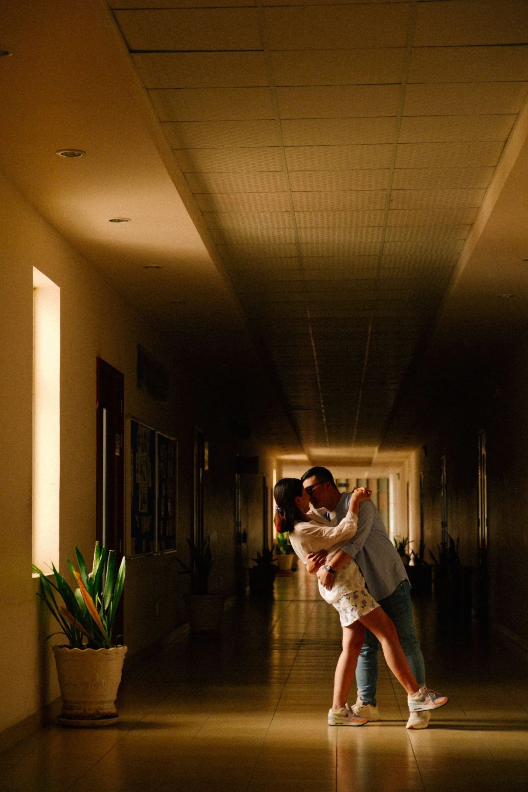 Thư & Tuấn, Pre-wedding at International University (IU) — Pham Si Luan Photography (95)