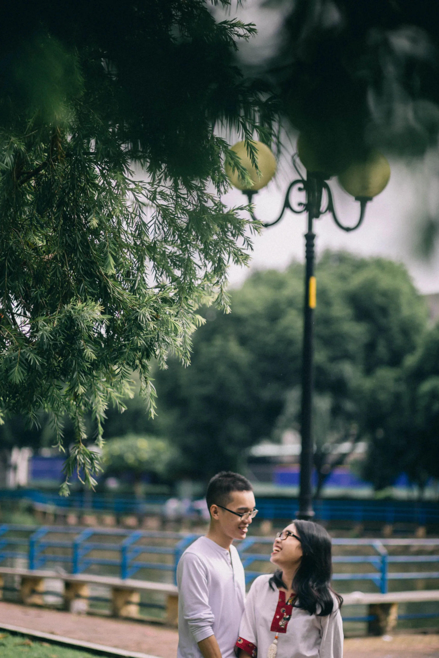 Thảo & Dũng, Couple in Sài Gòn — Pham Si Luan Photography (3)