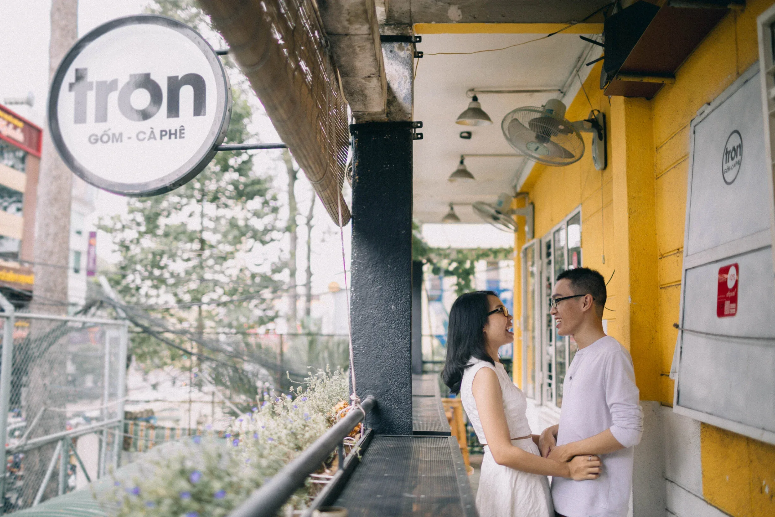 Thảo & Dũng, Couple in Sài Gòn — Pham Si Luan Photography (22)