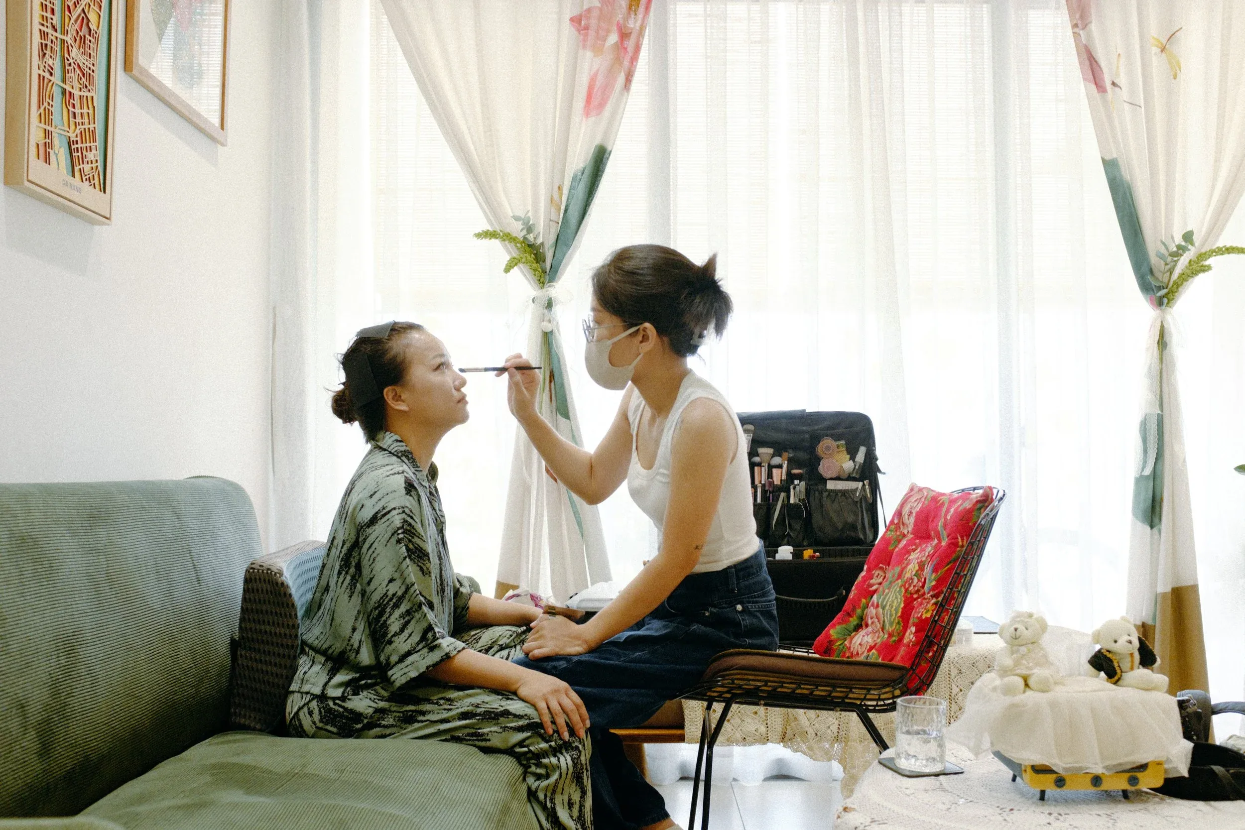 Thảo & Lâm, Pre-wedding Session at Home in Sài Gòn — Pham Si Luan Photography (5)