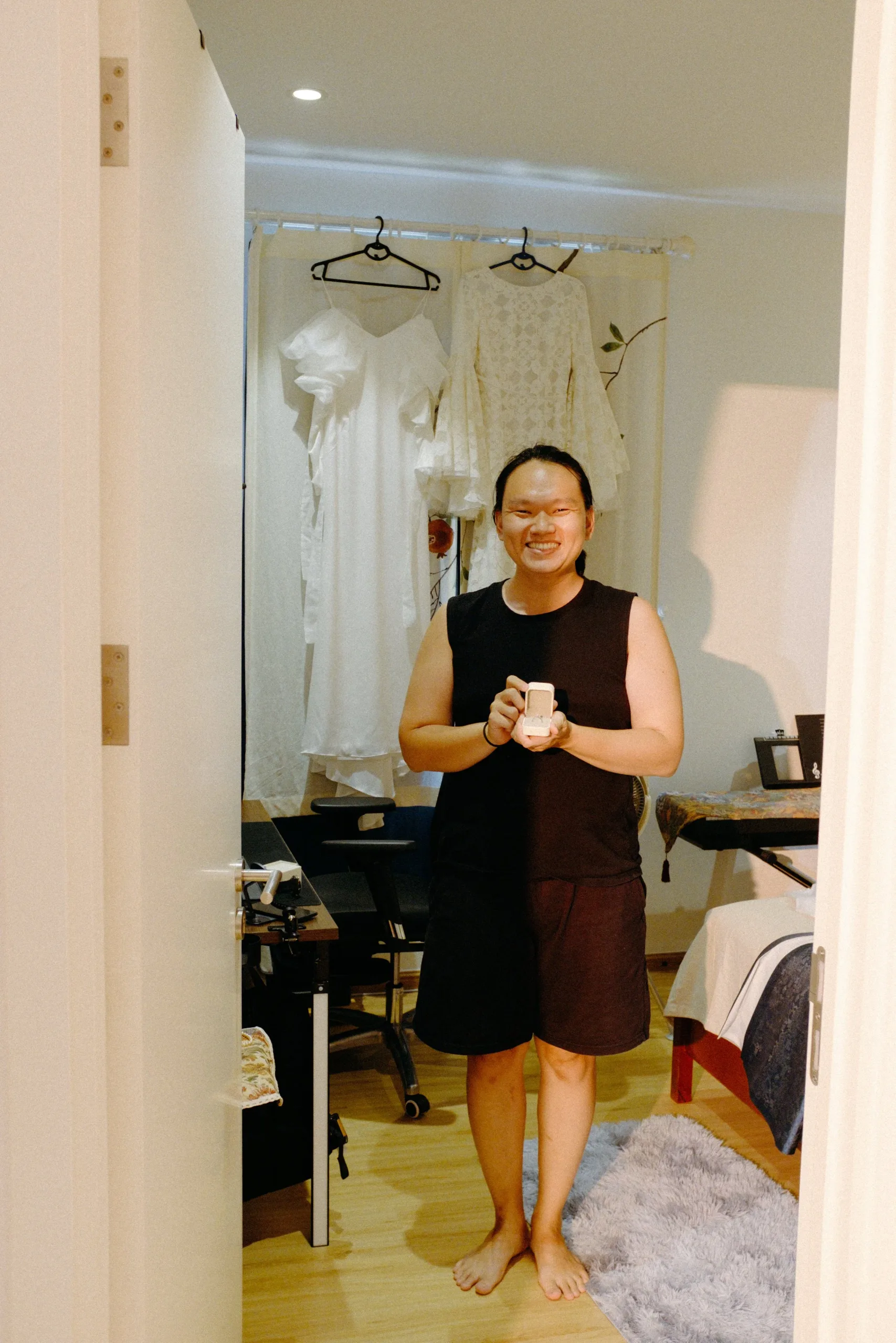 Thảo & Lâm, Pre-wedding Session at Home in Sài Gòn — Pham Si Luan Photography (6)