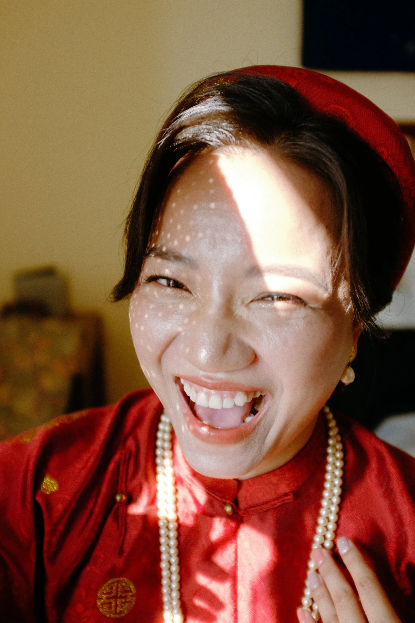 Thảo & Lâm, Pre-wedding Session at Home in Sài Gòn — Pham Si Luan Photography (15)