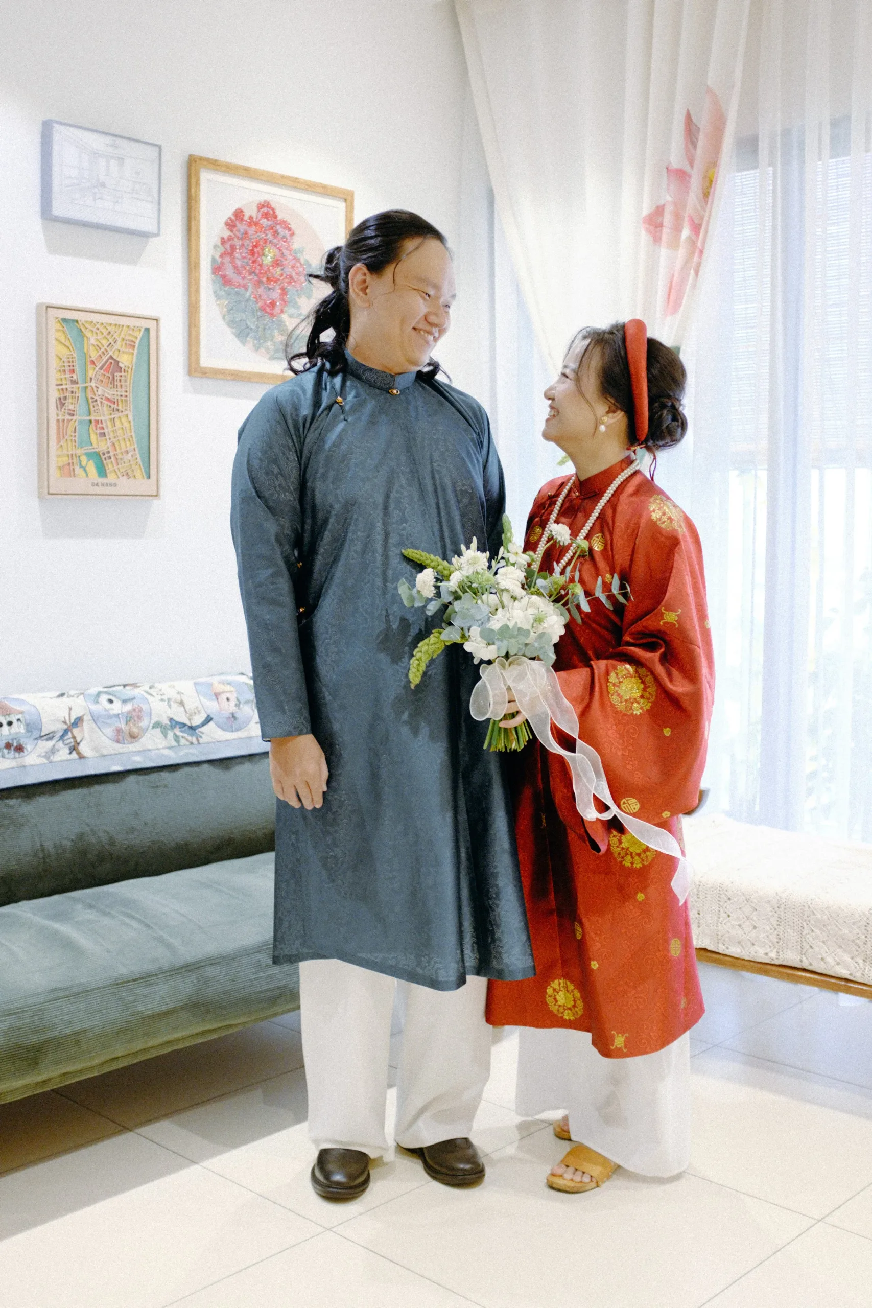 Thảo & Lâm, Pre-wedding Session at Home in Sài Gòn — Pham Si Luan Photography (26)