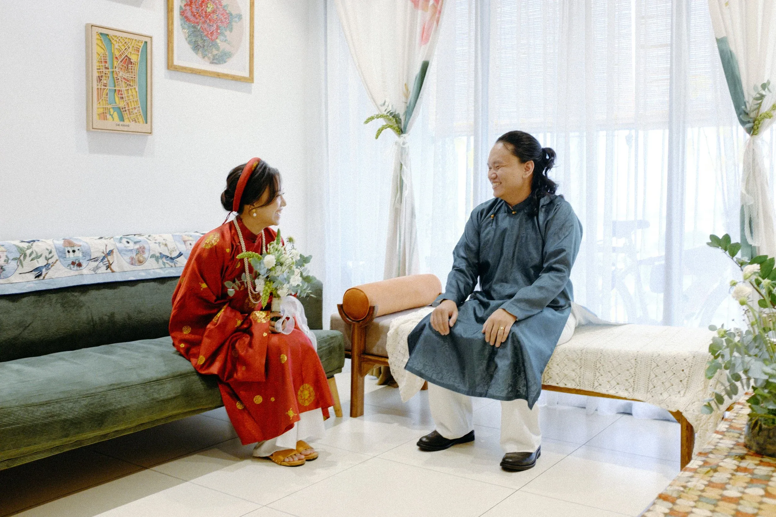 Thảo & Lâm, Pre-wedding Session at Home in Sài Gòn — Pham Si Luan Photography (31)