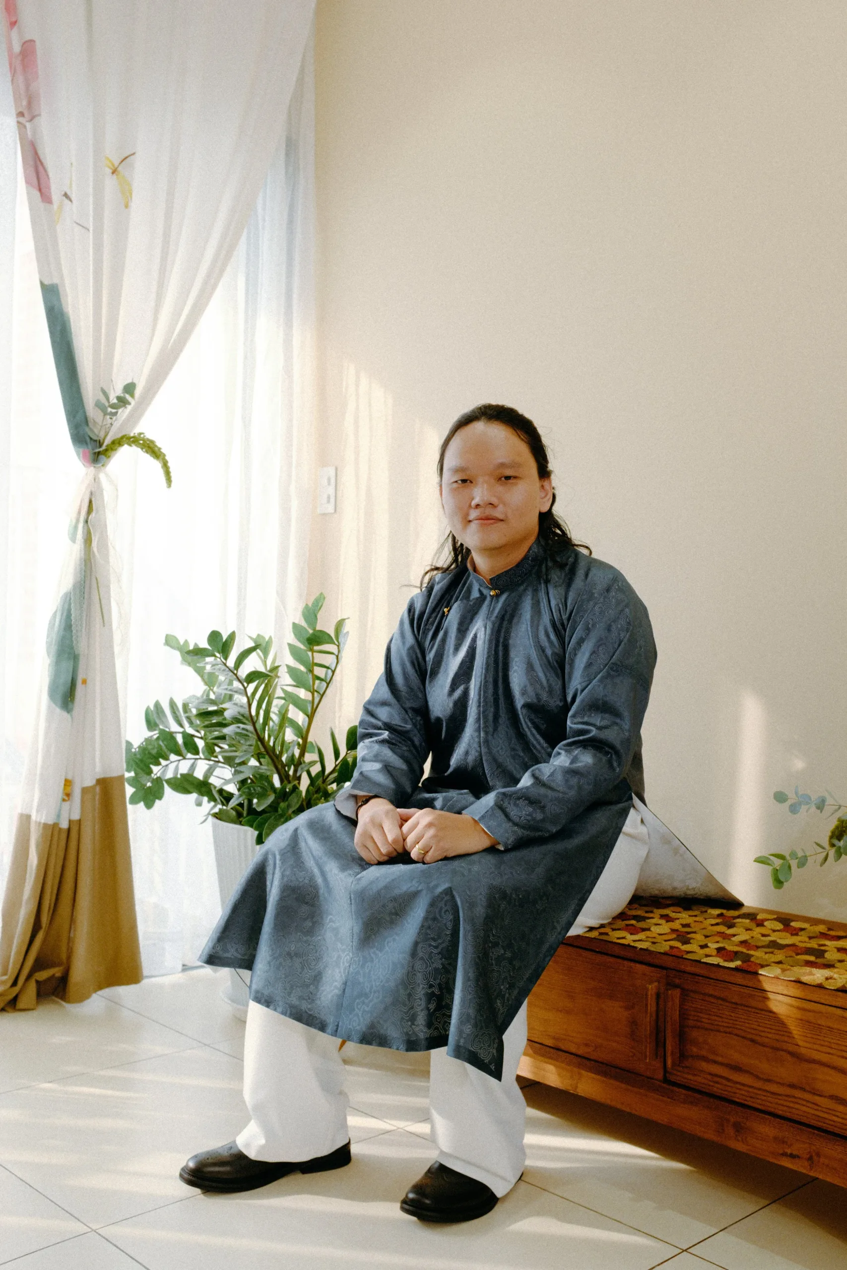 Thảo & Lâm, Pre-wedding Session at Home in Sài Gòn — Pham Si Luan Photography (64)
