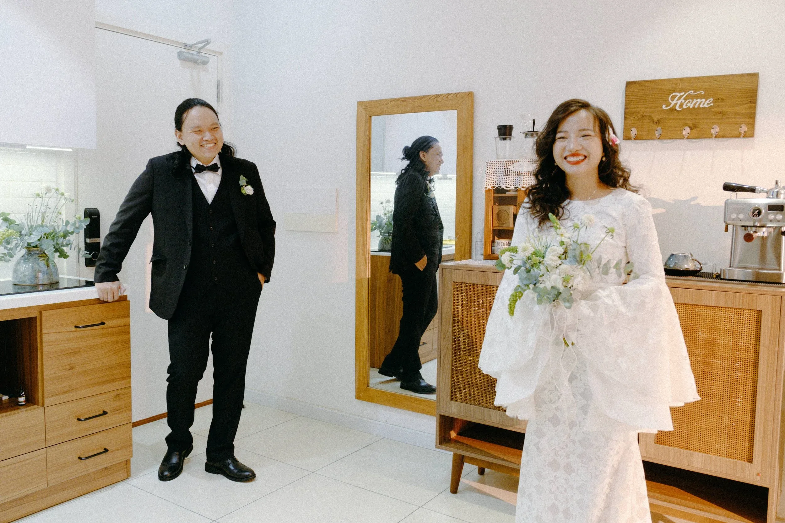 Thảo & Lâm, Pre-wedding Session at Home in Sài Gòn — Pham Si Luan Photography (73)