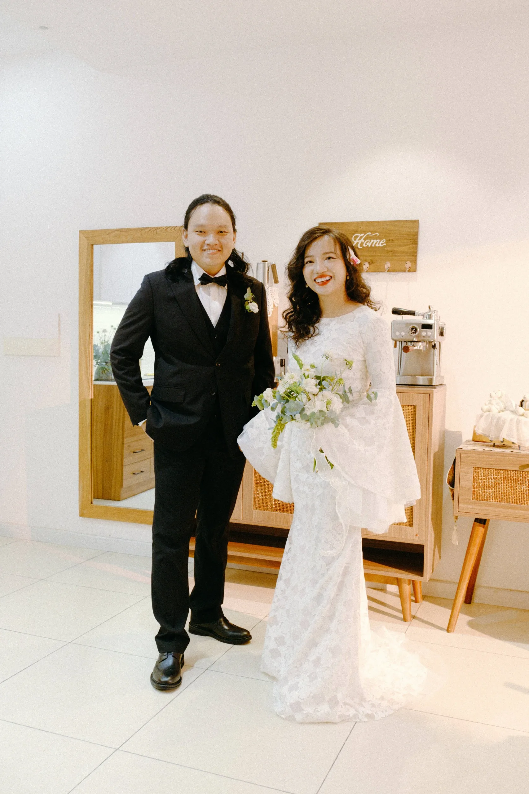 Thảo & Lâm, Pre-wedding Session at Home in Sài Gòn — Pham Si Luan Photography (74)