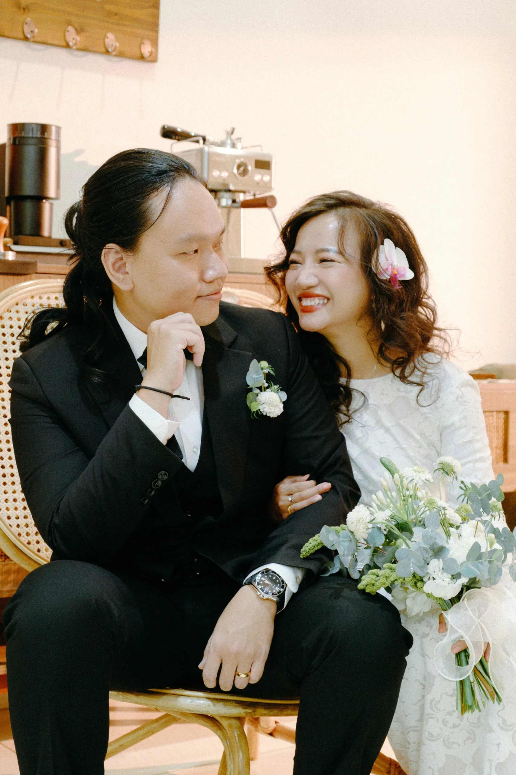 Thảo & Lâm, Pre-wedding Session at Home in Sài Gòn — Pham Si Luan Photography (85)