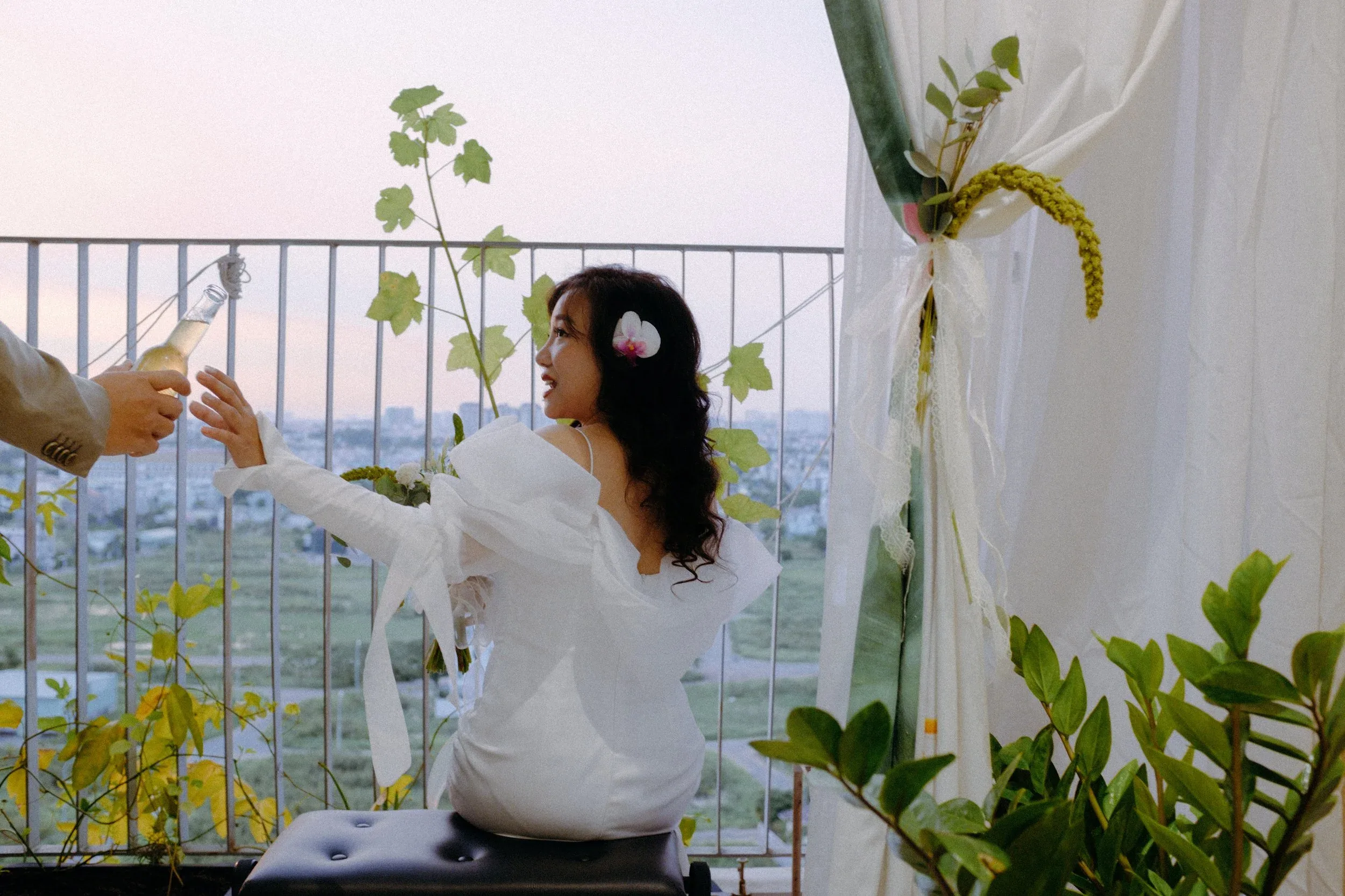 Thảo & Lâm, Pre-wedding Session at Home in Sài Gòn — Pham Si Luan Photography (97)