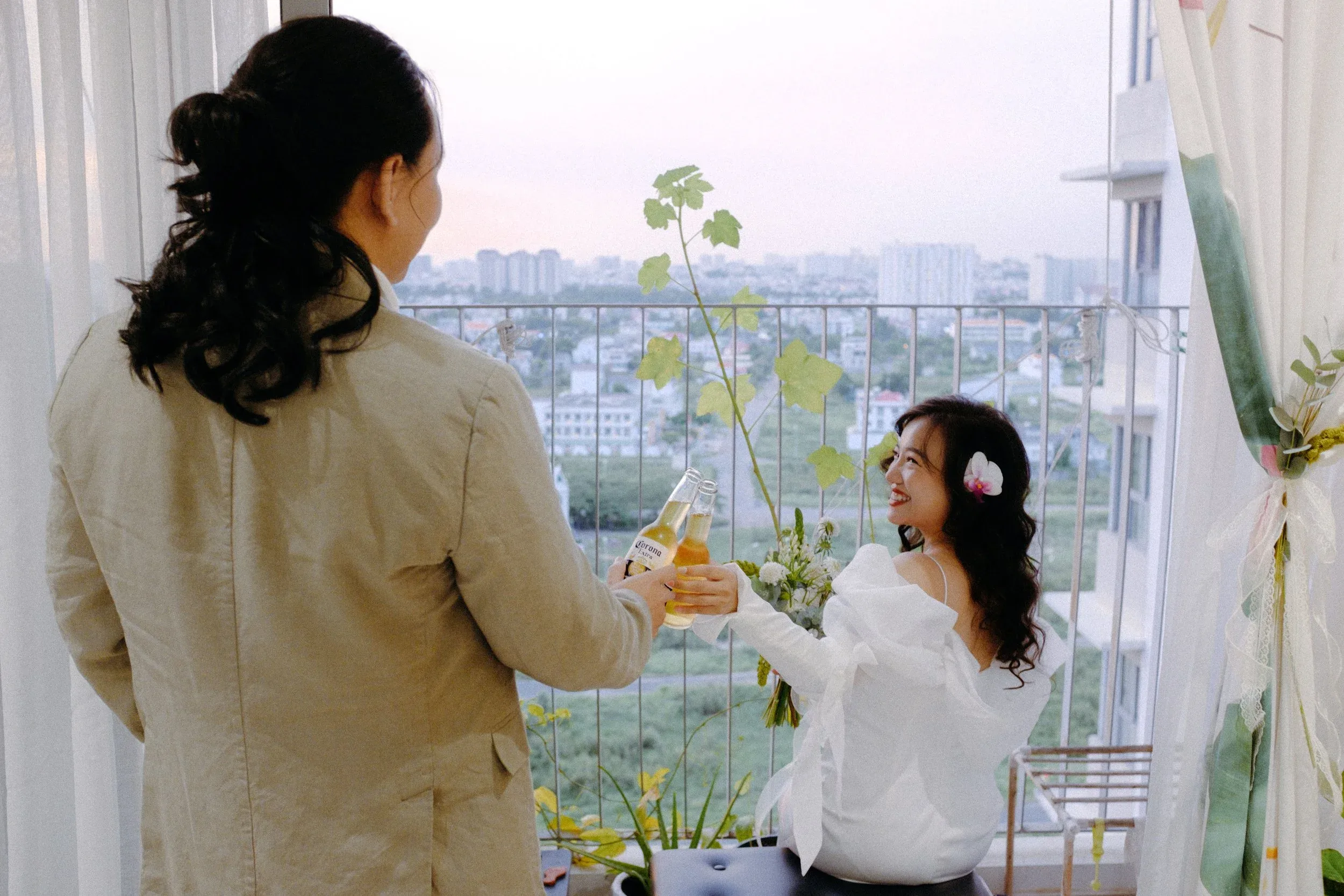 Thảo & Lâm, Pre-wedding Session at Home in Sài Gòn — Pham Si Luan Photography (98)
